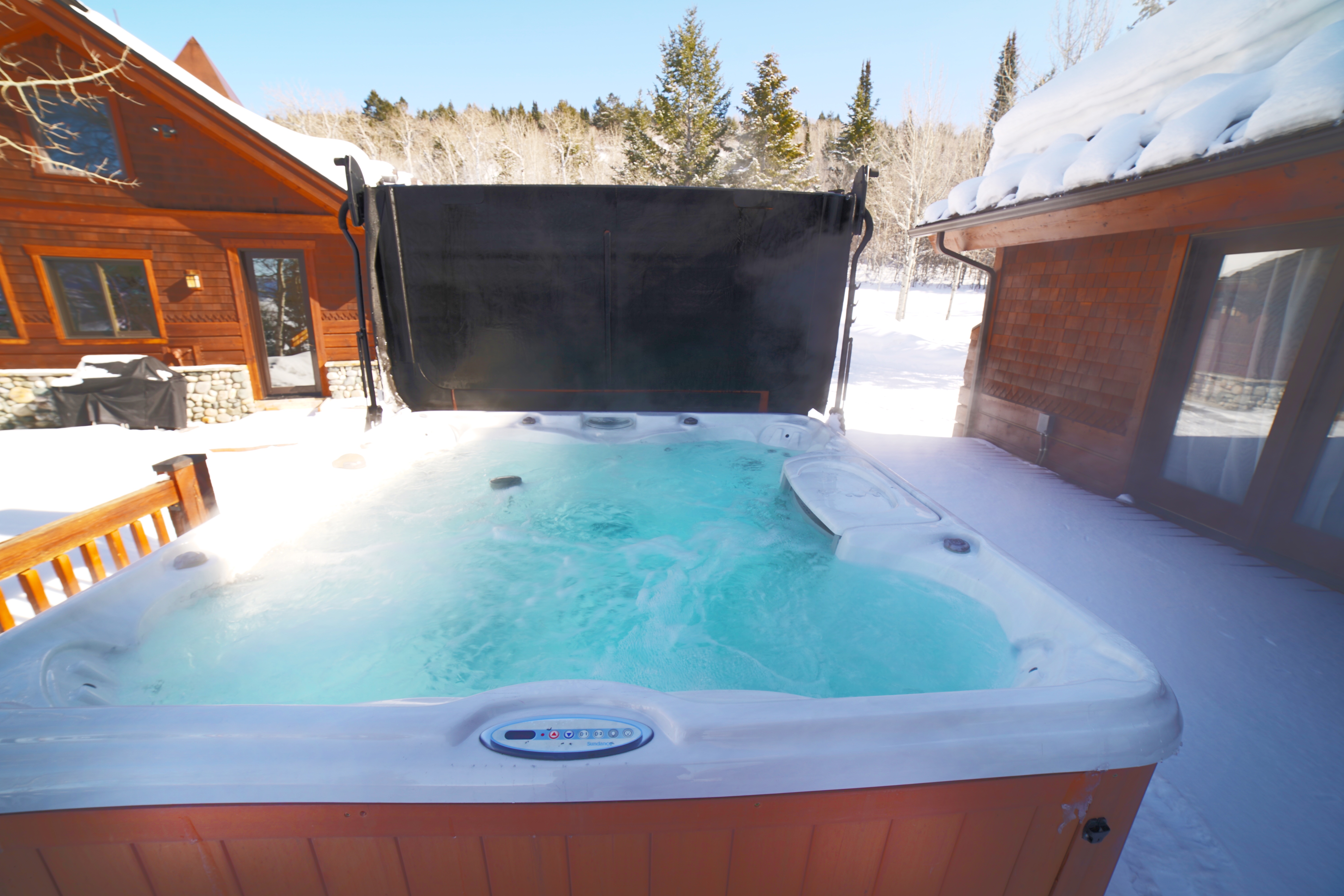 Property Image 2 - Luxurious Mountain Retreat w/Hot Tub + Sauna