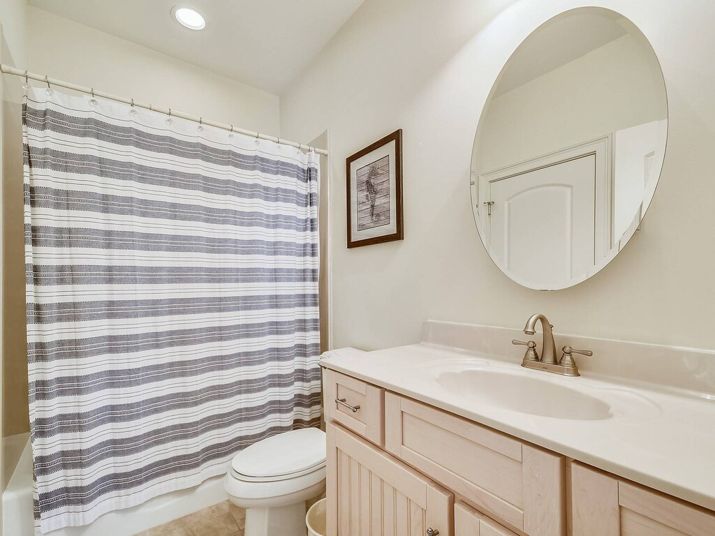 Shared Hall Bath at 18 Heath Drive