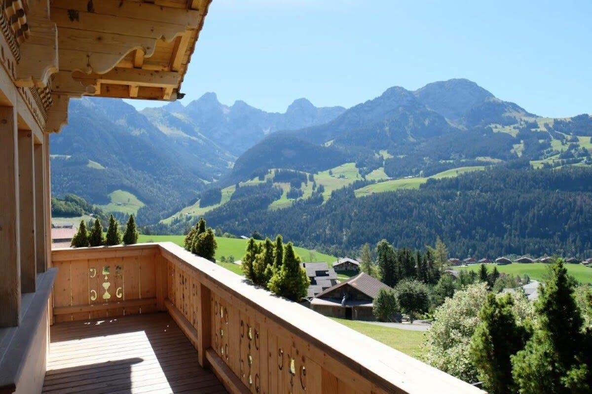 Property Image 2 - Luxury Chalet with Spa and stunning views !