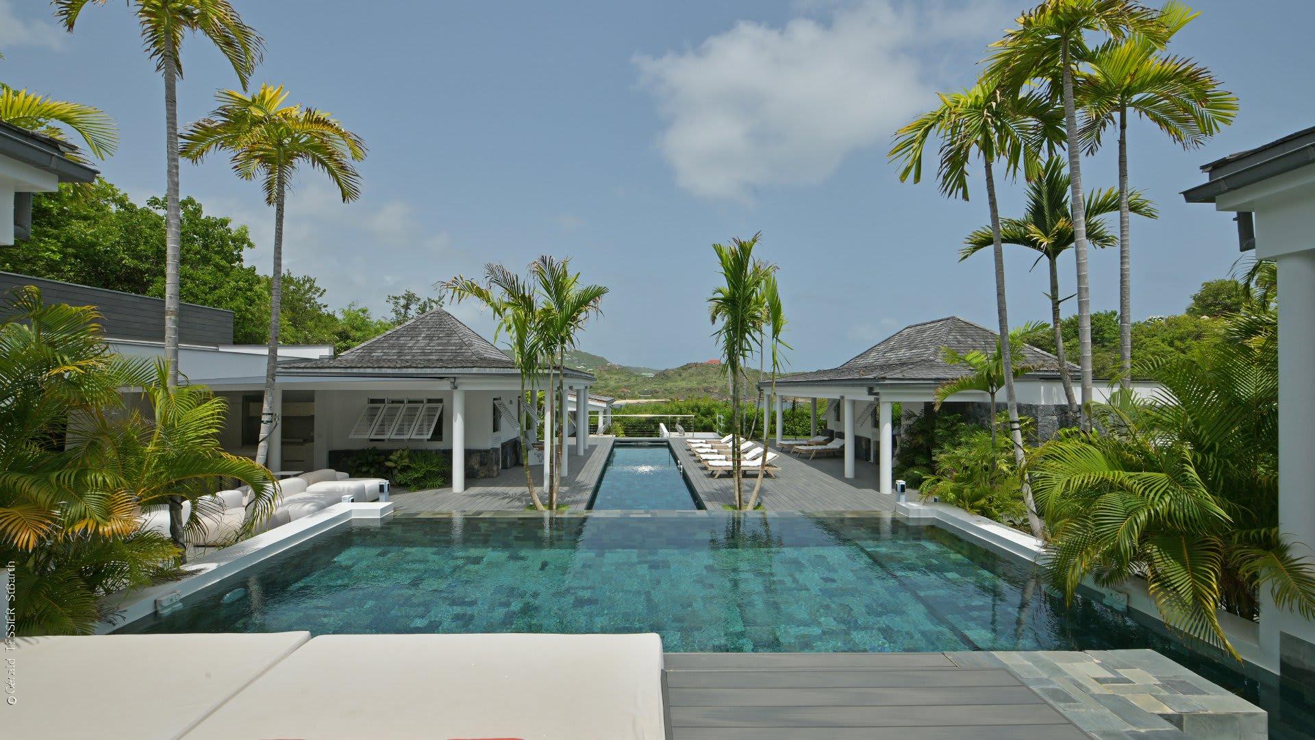 Property Image 1 - Modern Villa with Two Swimming Pools