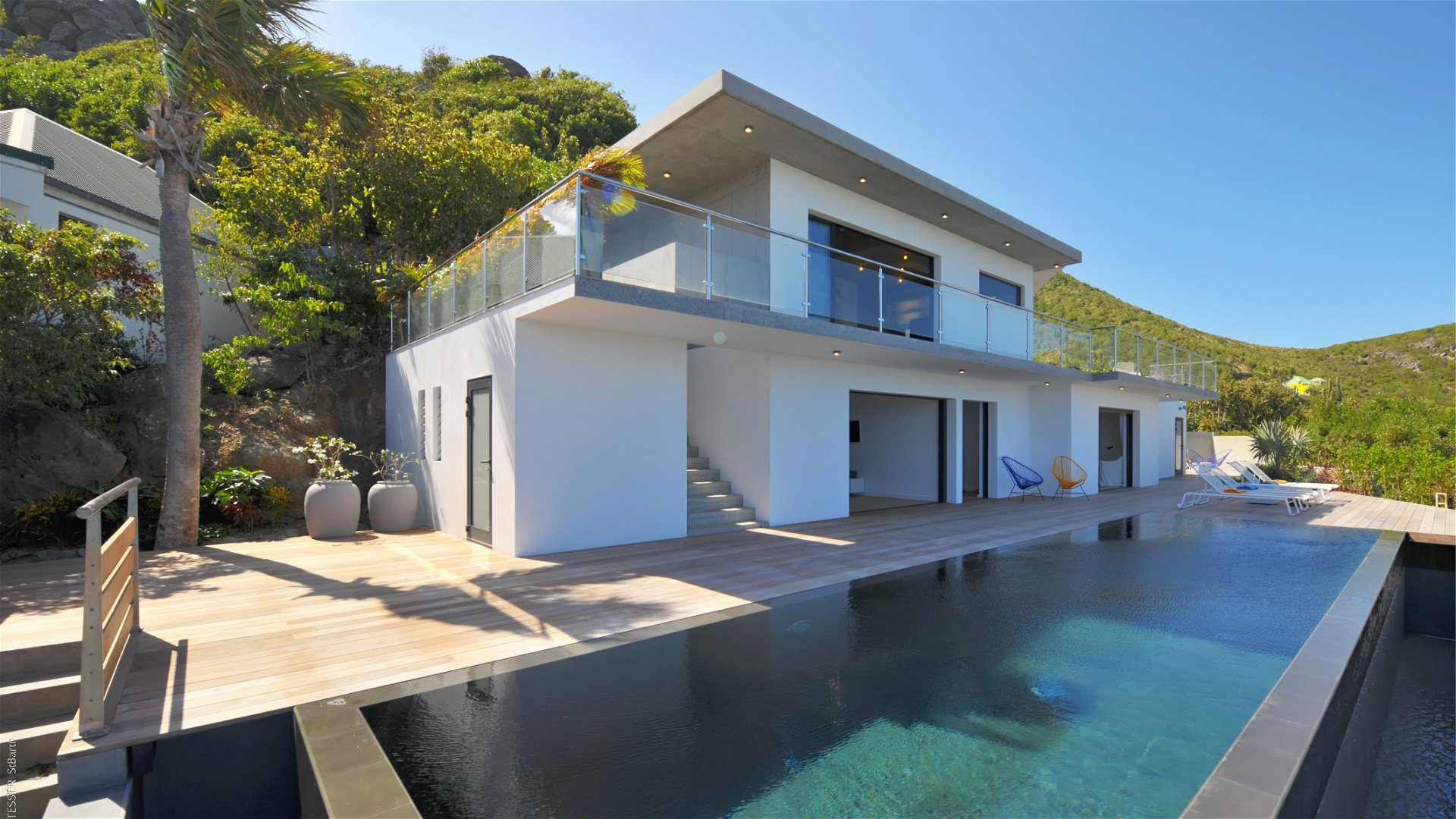 Property Image 2 - Elegant Villa with Superb View