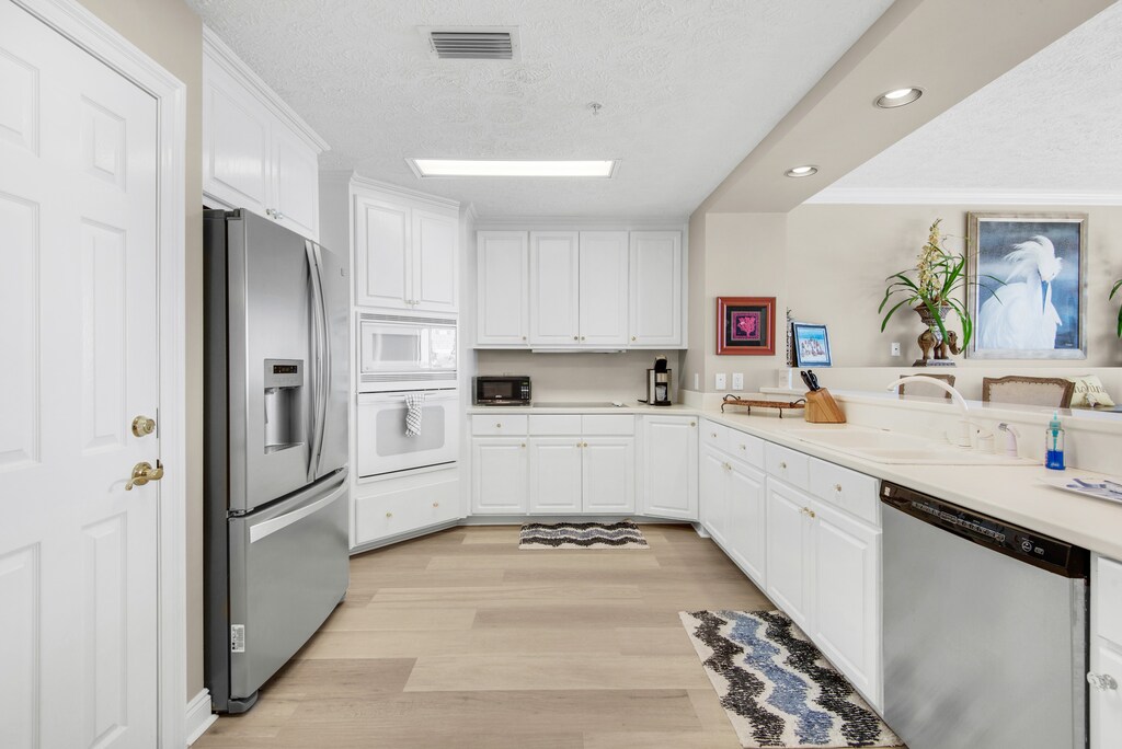 Kitchen has everything your chef needs