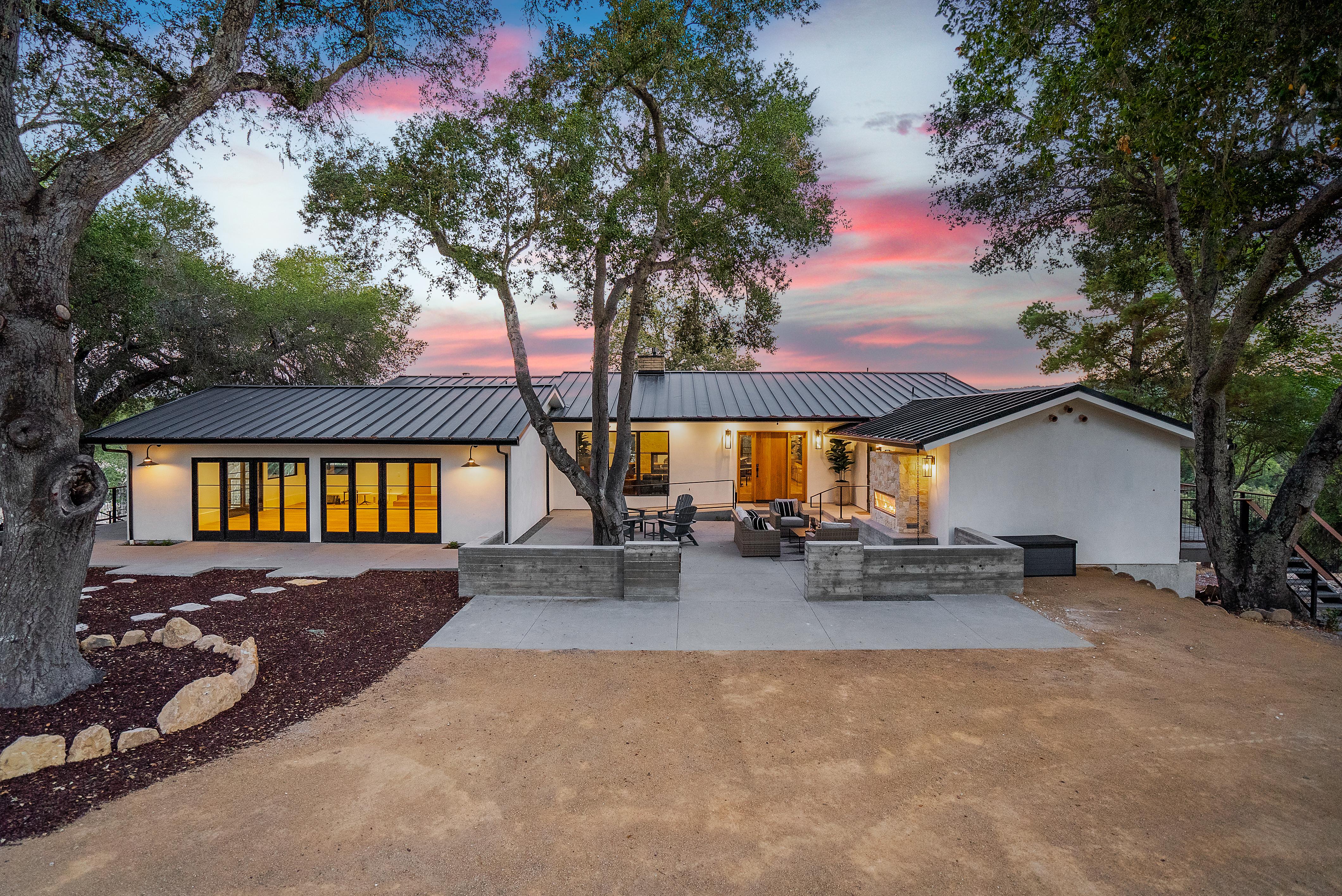 Enjoy a California Sunset at the Vineyard House