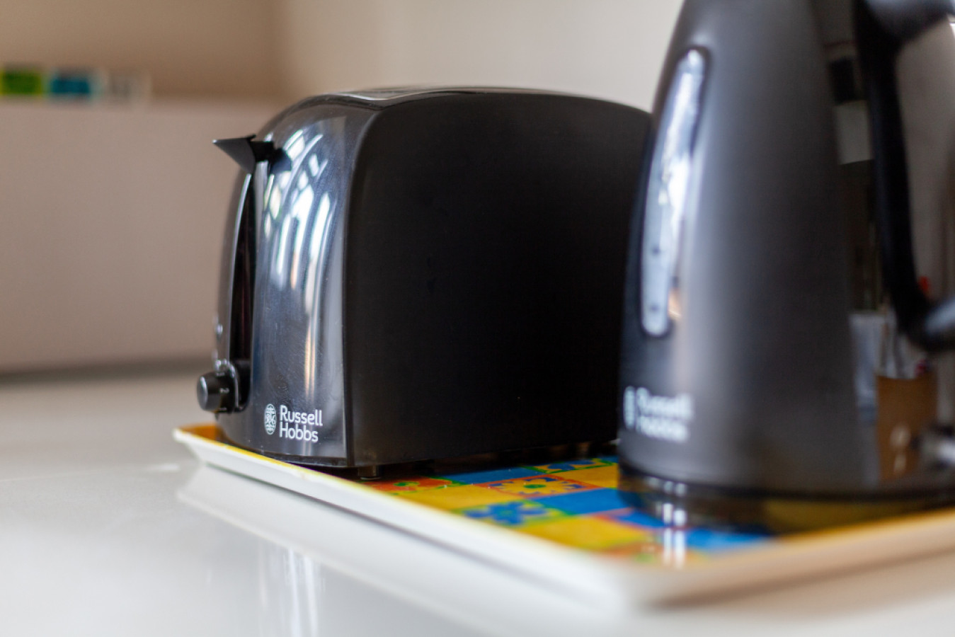 Garden Flat short walk to Kingston and Richmond Park