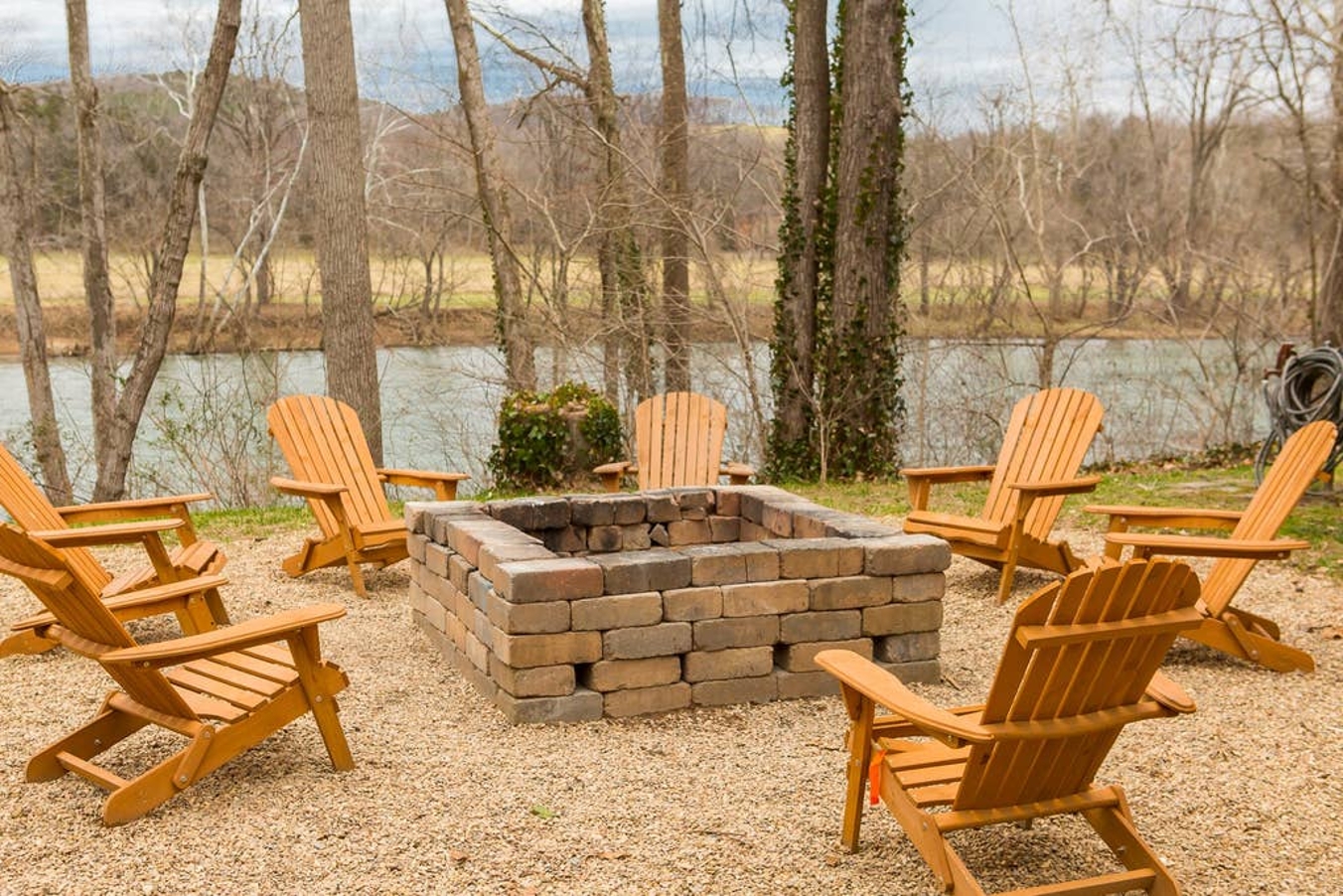 Property Image 2 - Riverfront Double Decks Hot Tub, Fire Pit, Kayaks