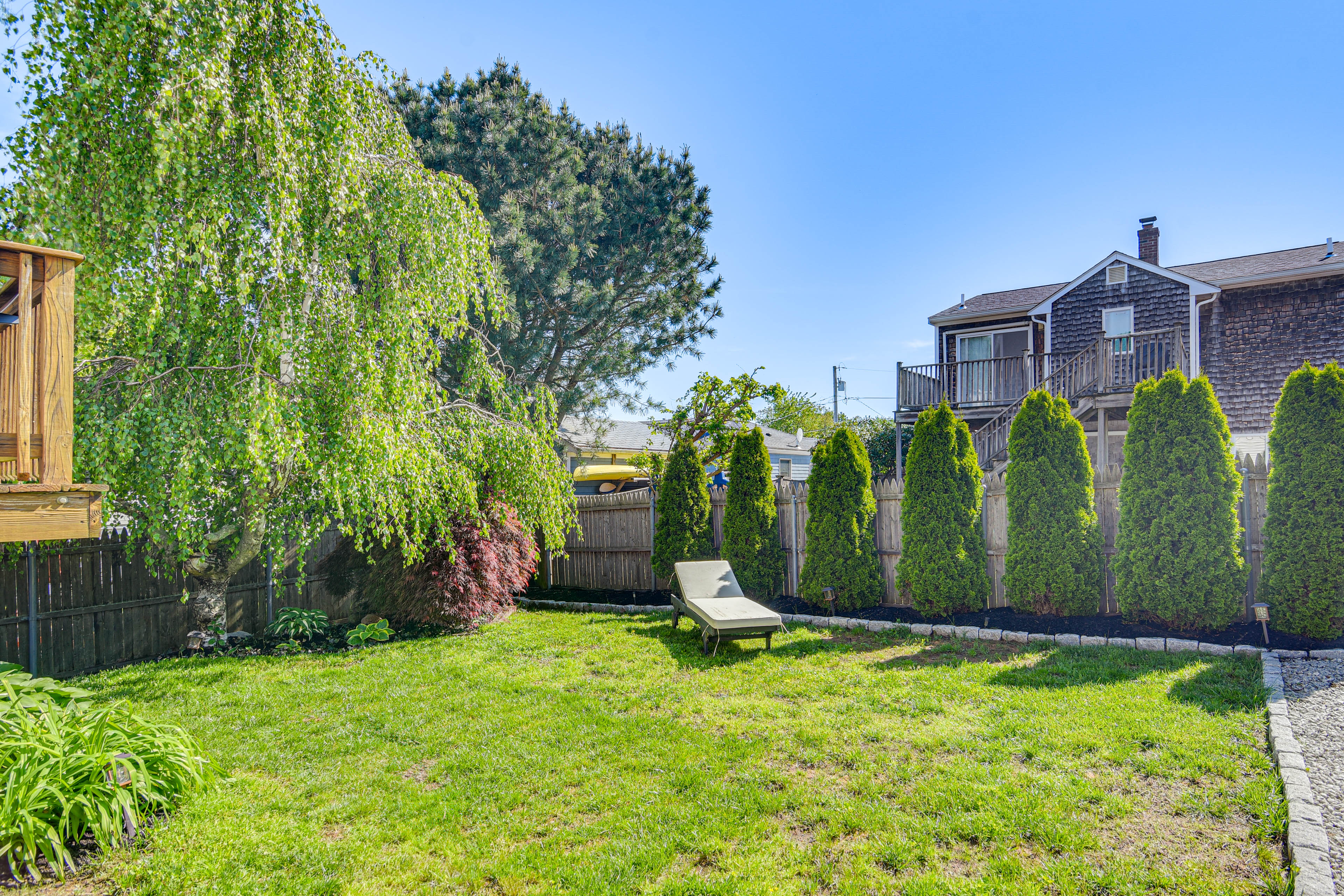 Property Image 1 - Beautiful Common Fence Point Cottage By Beach