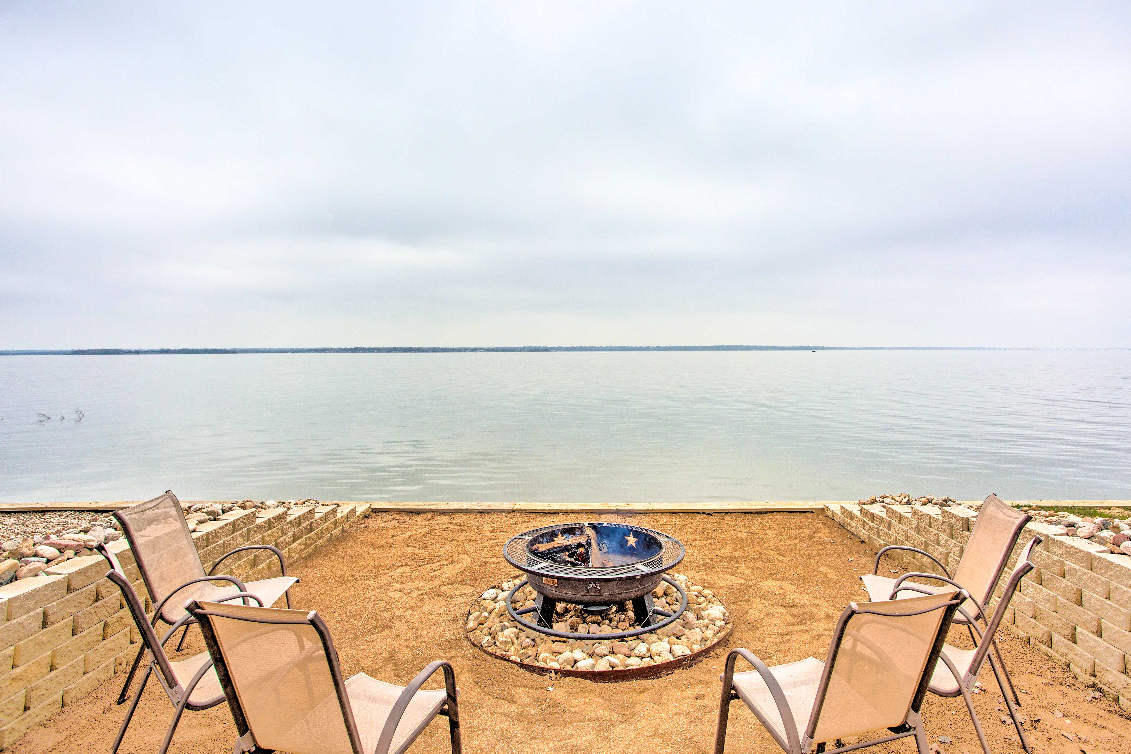 Property Image 2 - Waterfront Lake Tawakoni Home w/ Fire Pit!