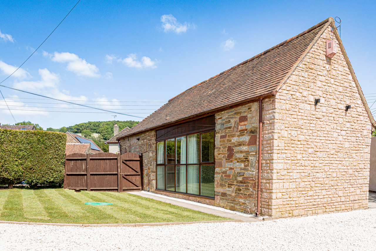 Property Image 2 - The Barn in Longhope - Luxury Barn Conversion