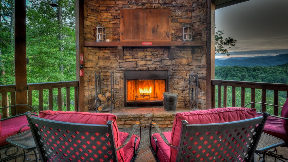 Property Image 1 - Leatherwood Lodge- Breathtaking Views | Hot Tub | Outdoor Fireplace