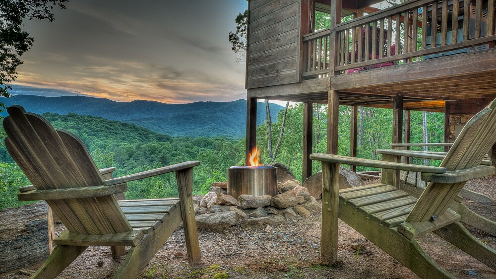 Property Image 2 - Leatherwood Lodge- Breathtaking Views | Hot Tub | Outdoor Fireplace