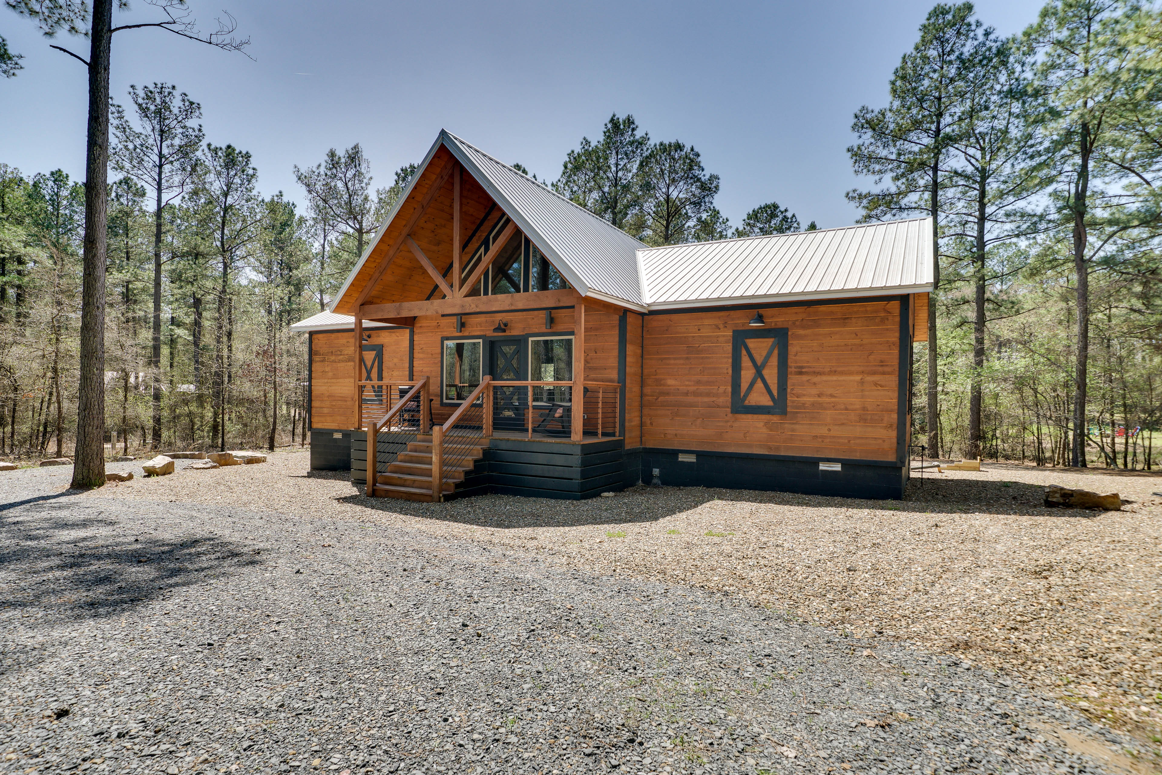 Property Image 2 - Family-Friendly Broken Bow Cabin Rental w/ Hot Tub