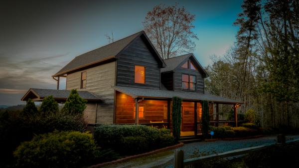 Sunset Lodge- 2 BDR with Billiards | Large Stone Fire Pit | Views Galore Sunset Lodge- 2 BDR with Billiards | Large Stone Fire Pit | Views Galore