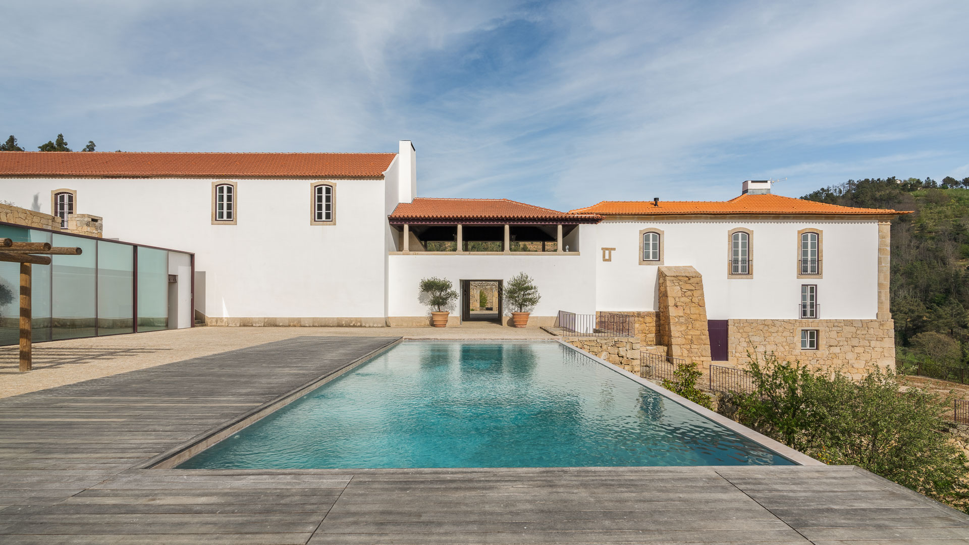 Property Image 1 - Historical Douro Quinta on Hilltop with Pool and Stunning Views