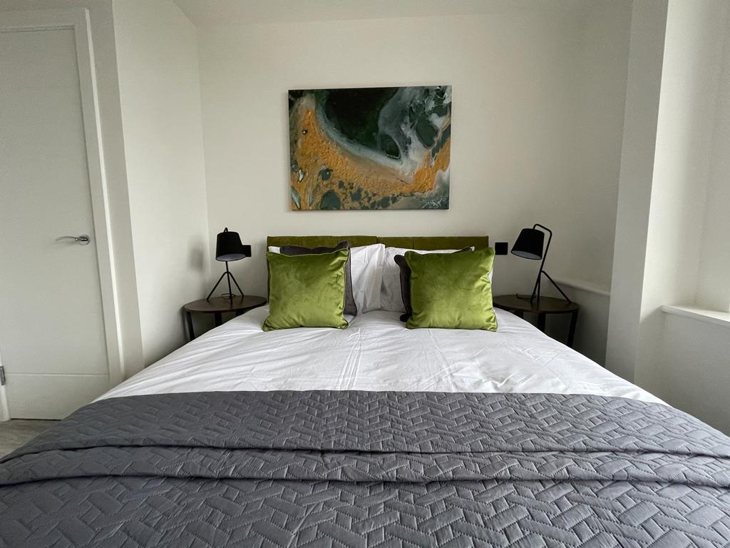 Property Image 1 - Swindon Cosy 1BR - Perfect Stay! Kingsbridge 46