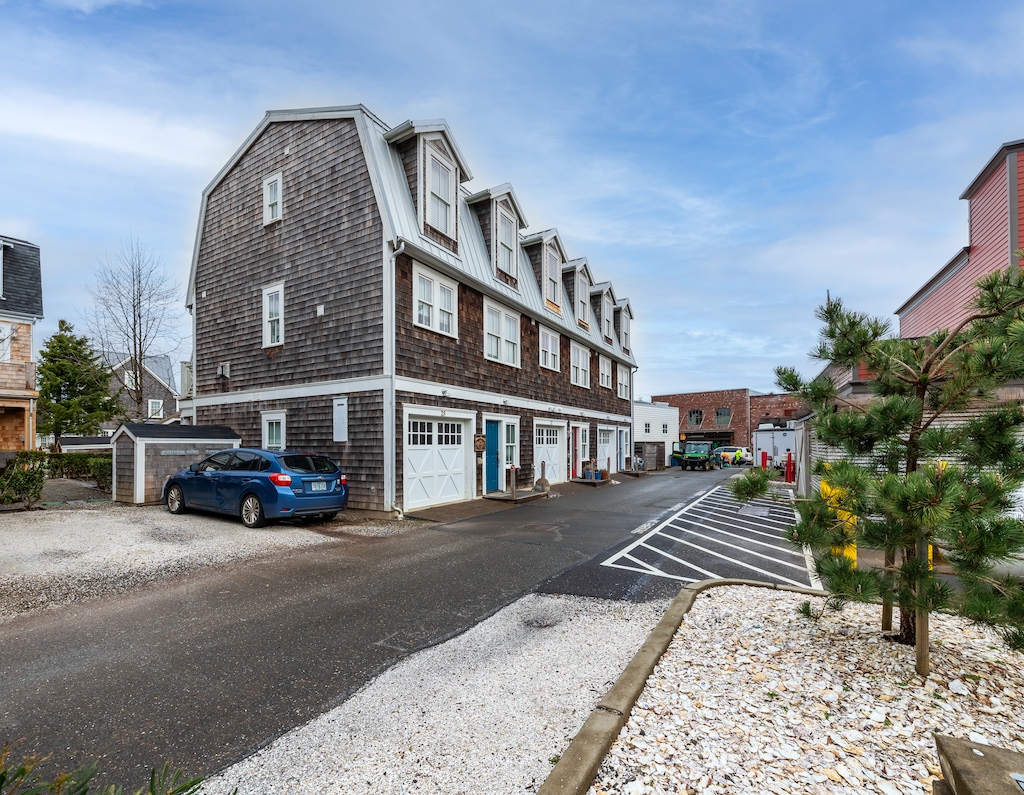 Welcome to A Hop Skip `n Away