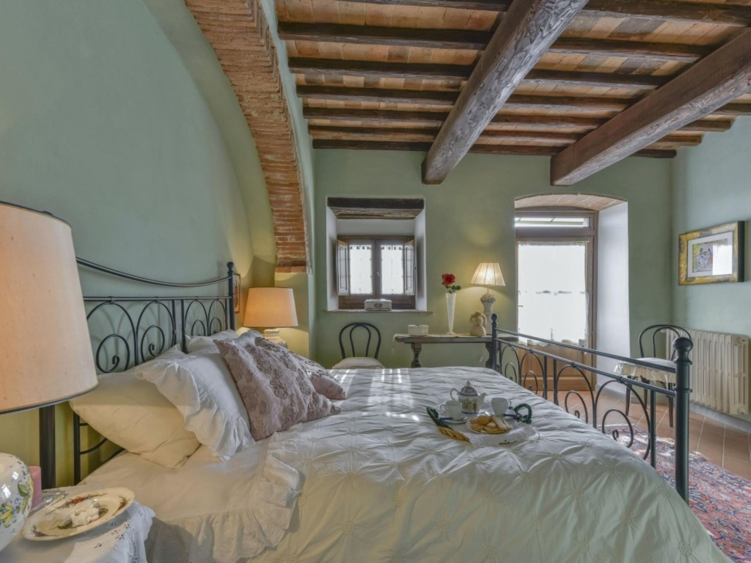 Magnificent villa in the countryside near Pistoia  Pool  Airco  BBQ-VILLA LUCENTE