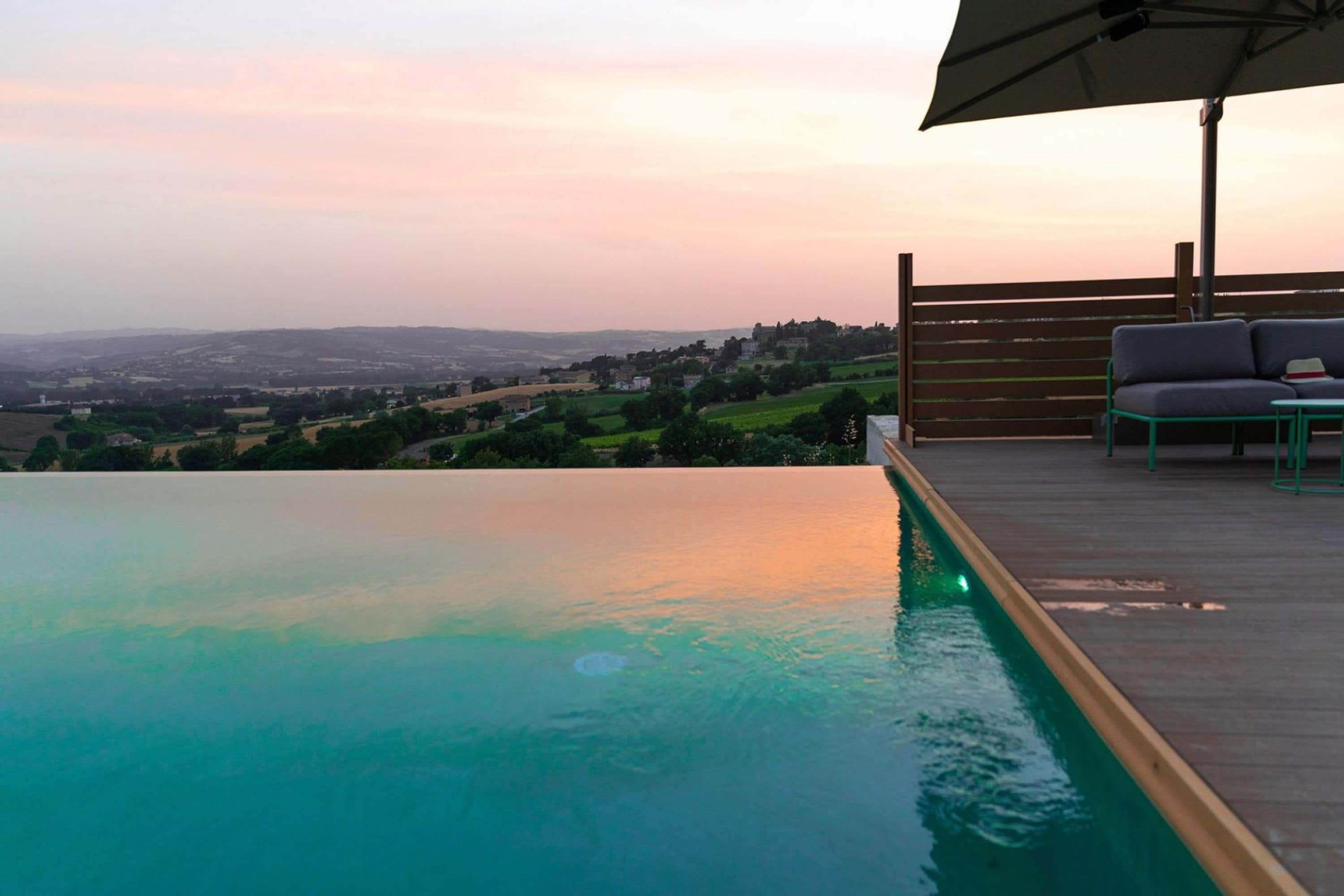 Property Image 1 - Modern villa with beautiful infinity pool  ac  wifi  home automation  Barrier Free-VILLA MERAVIGLIA
