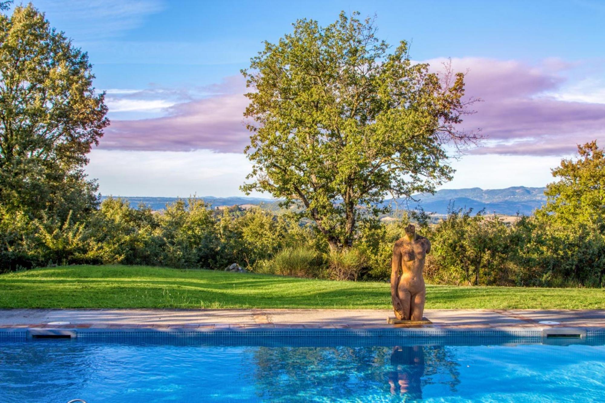 Property Image 2 - Dreamy Villa in Val d Orcia  Airco  Heated Pool-VILLA DOMUS