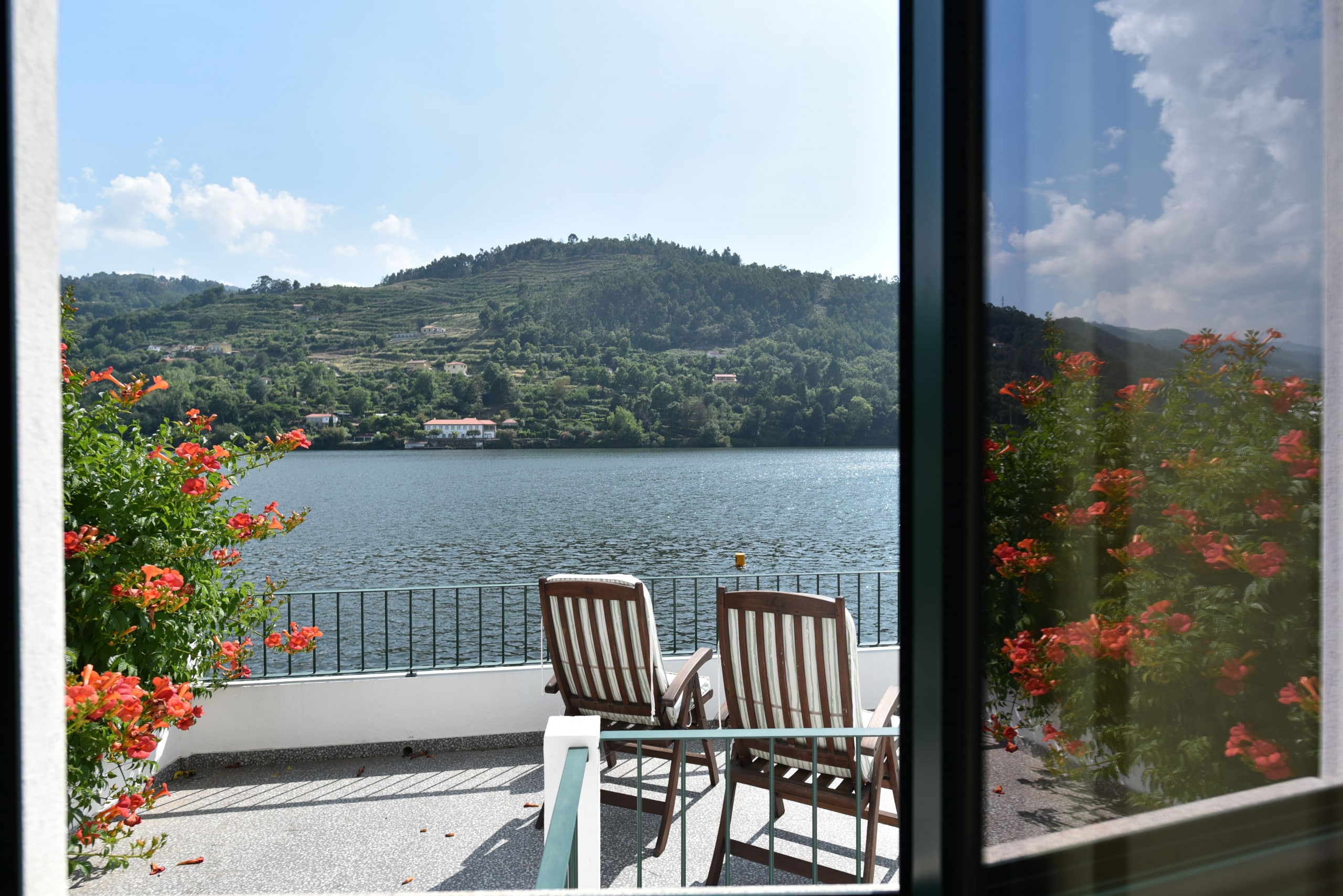 Property Image 1 - 3 Bedrooms Villa with river view in the Douro Valley