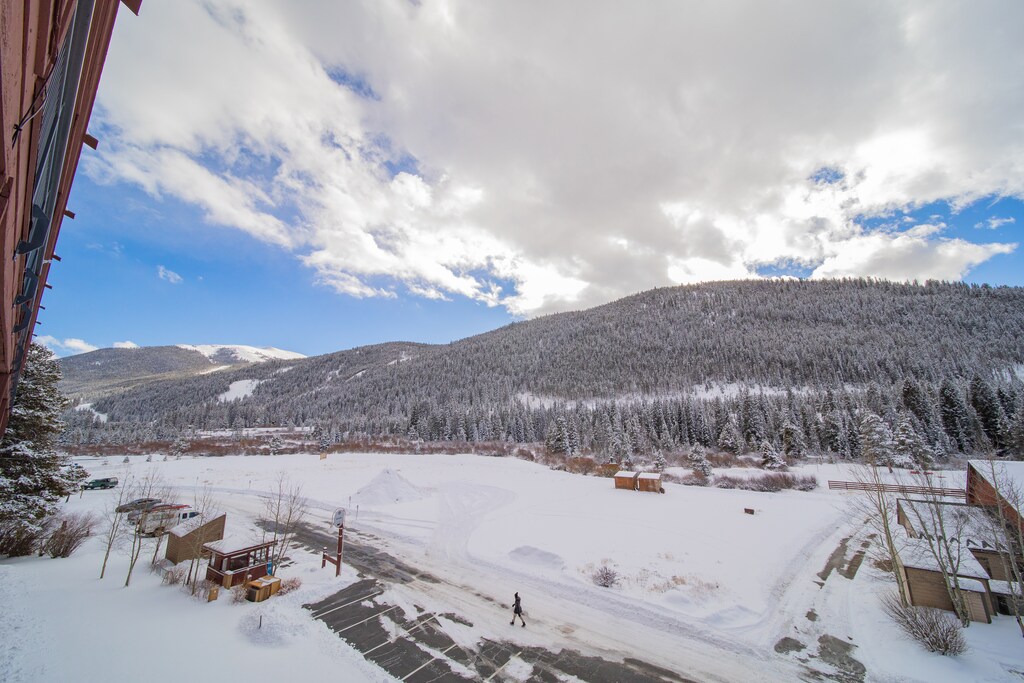 Unobstructed mountain views! #winter