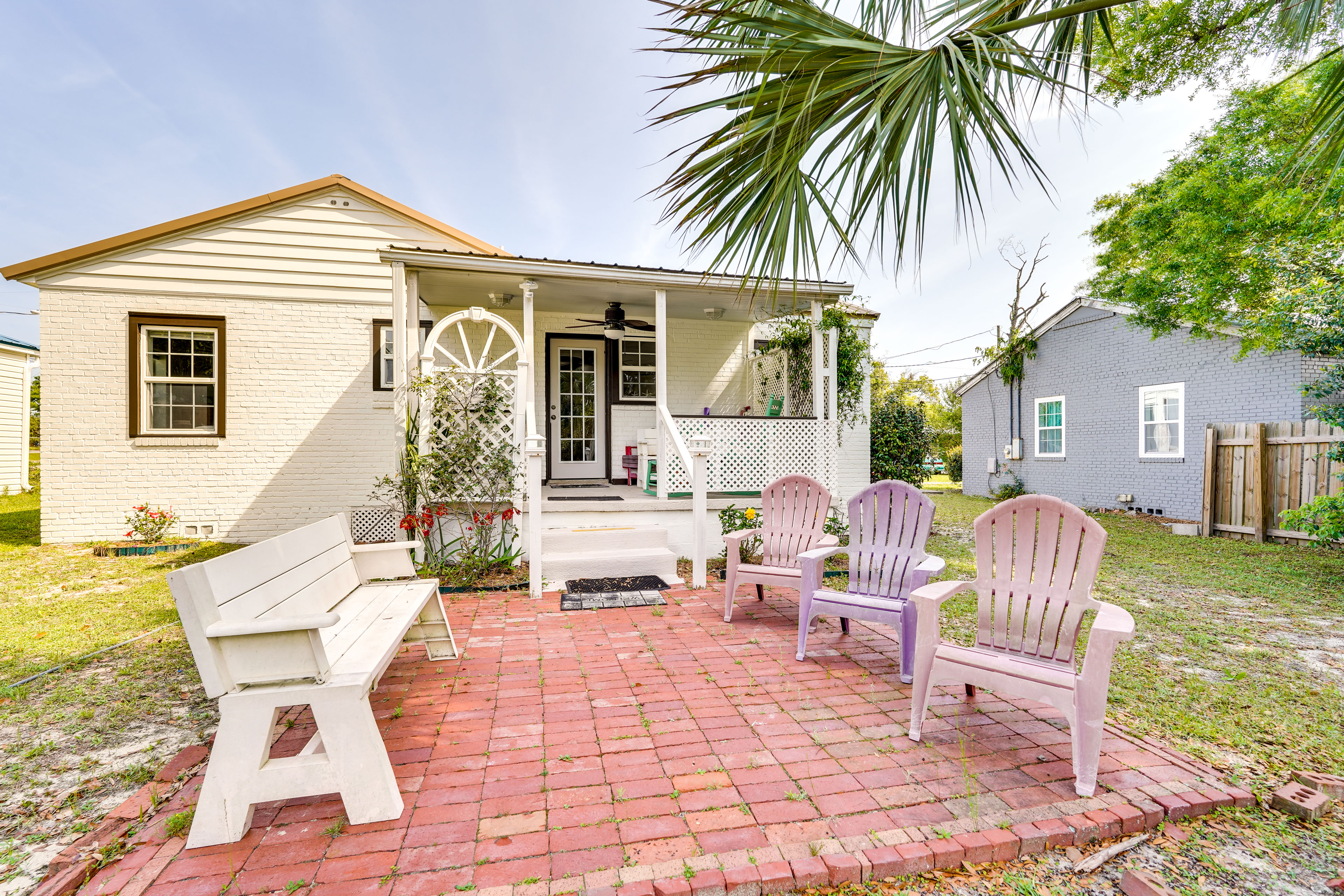 Property Image 1 - Lovely Panama City Cottage: Walk to Bayside Beach!