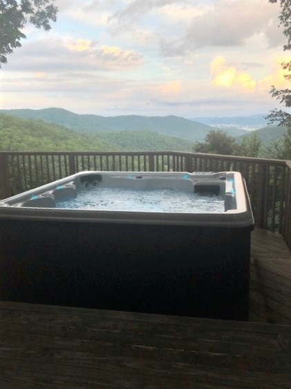 Hawk's View at Leatherwood Mountains