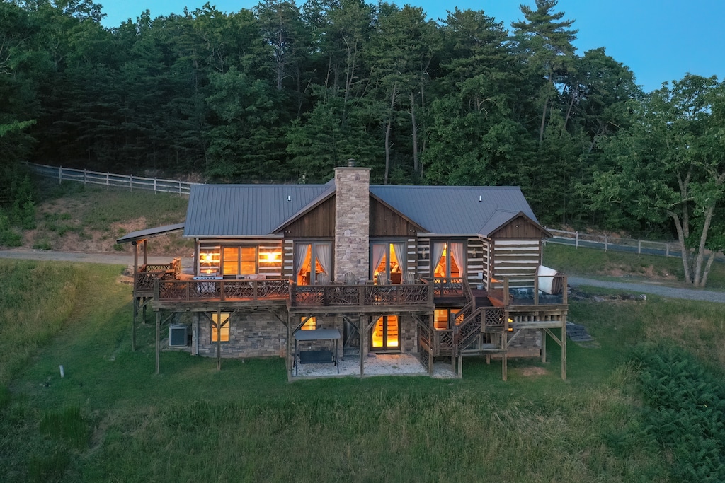 Sky's the Limit at Leatherwood Mountains