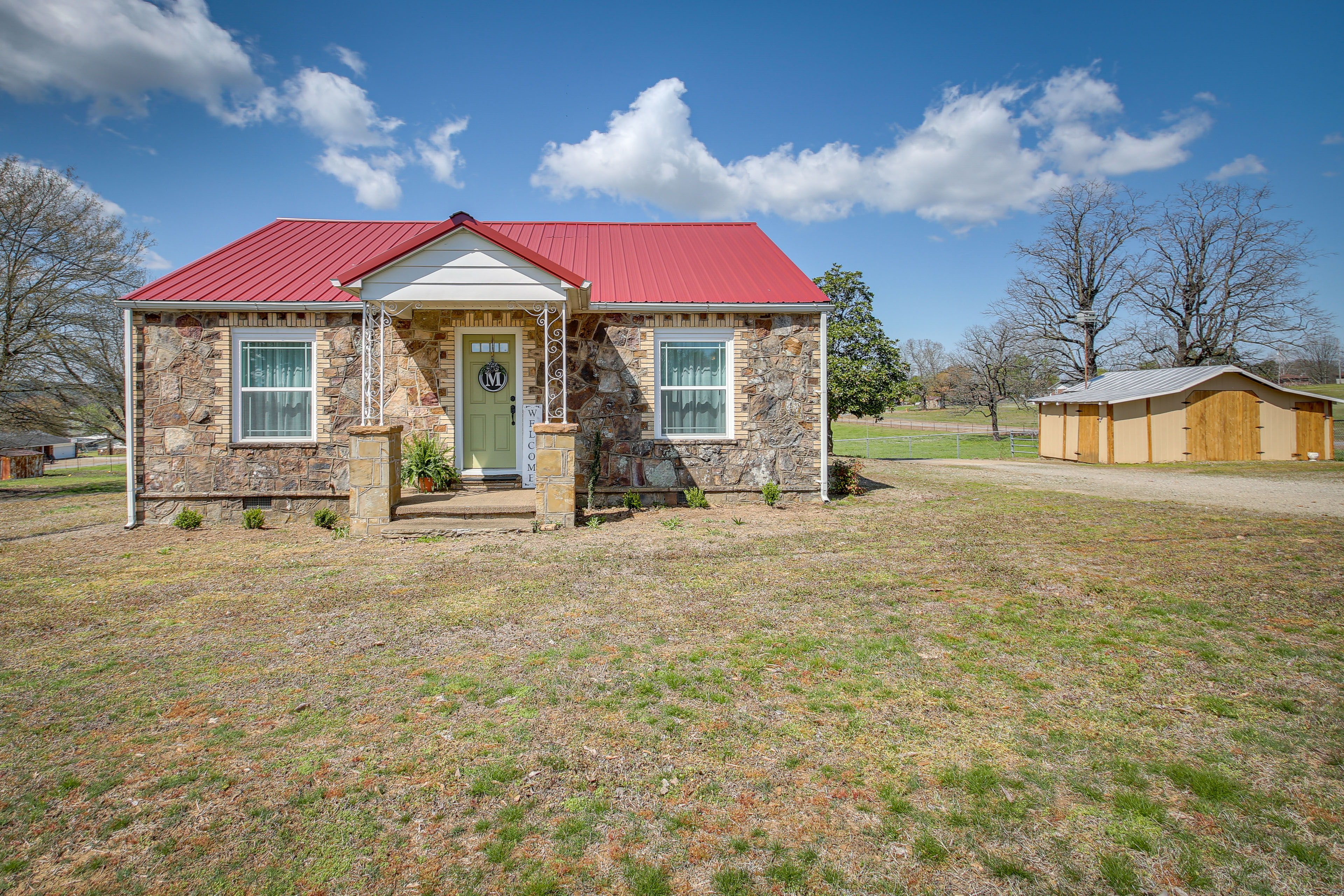 Property Image 1 - ’Marie’s Place’ - Walk to Subiaco Abbey!