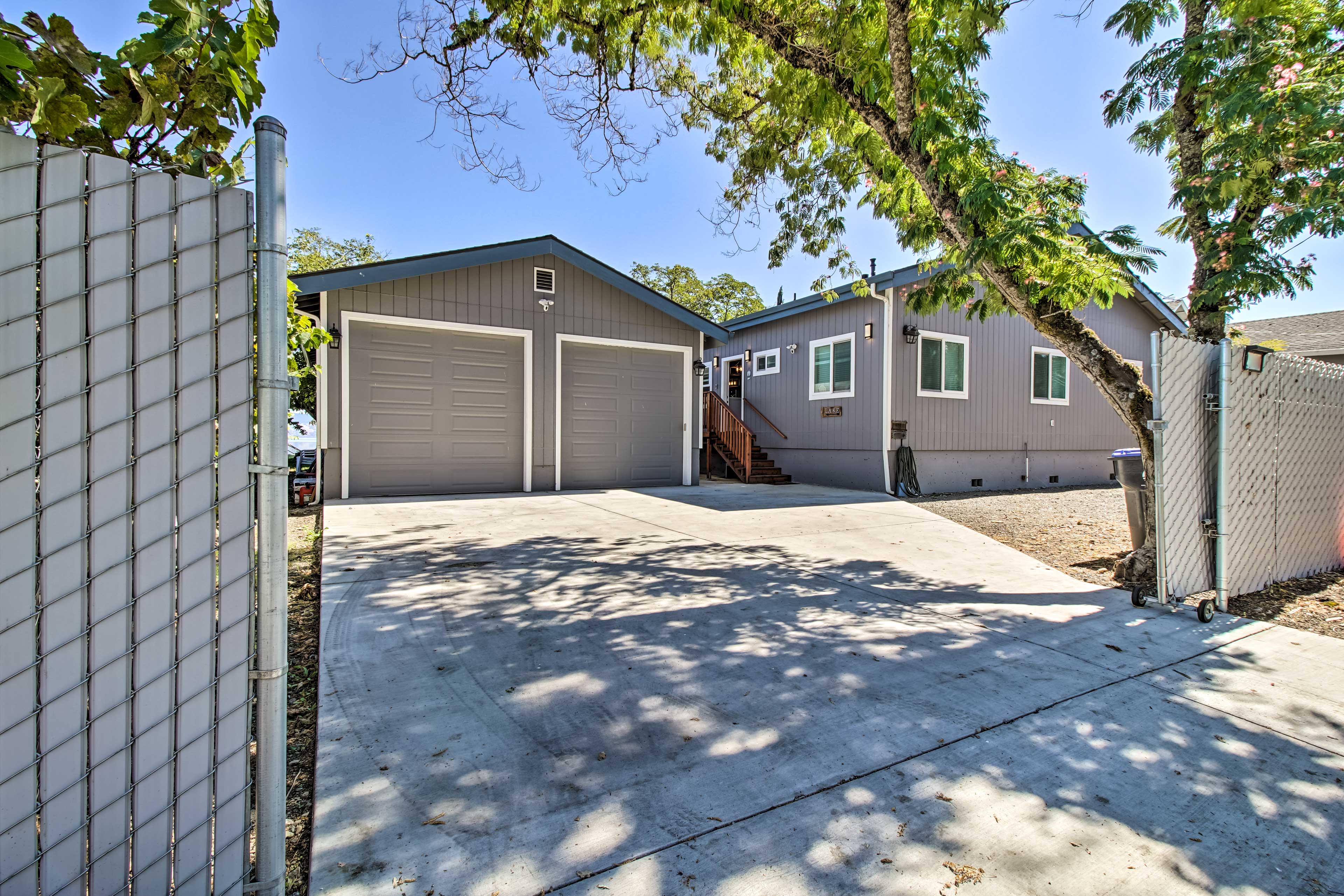 Property Image 2 - Spacious Lakeport House on Clear Lake w/ Dock