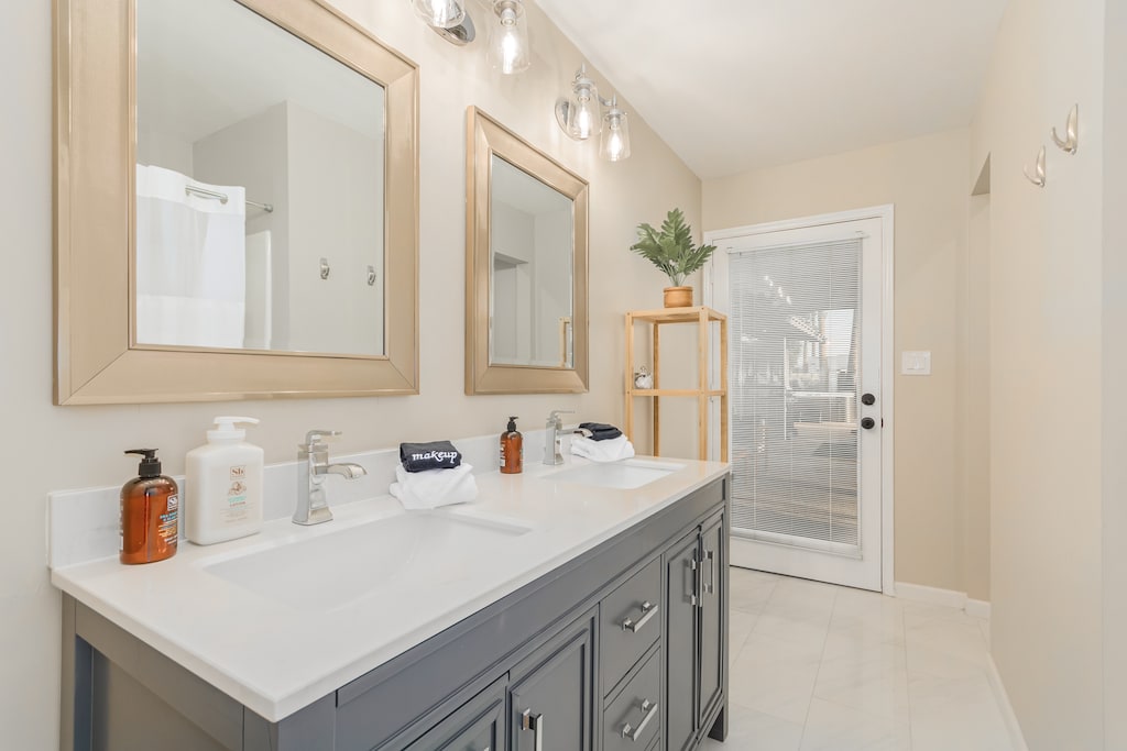 Bathroom 2