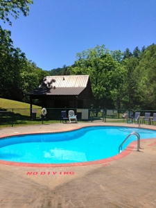 Leatherwood Mountains Community Pool