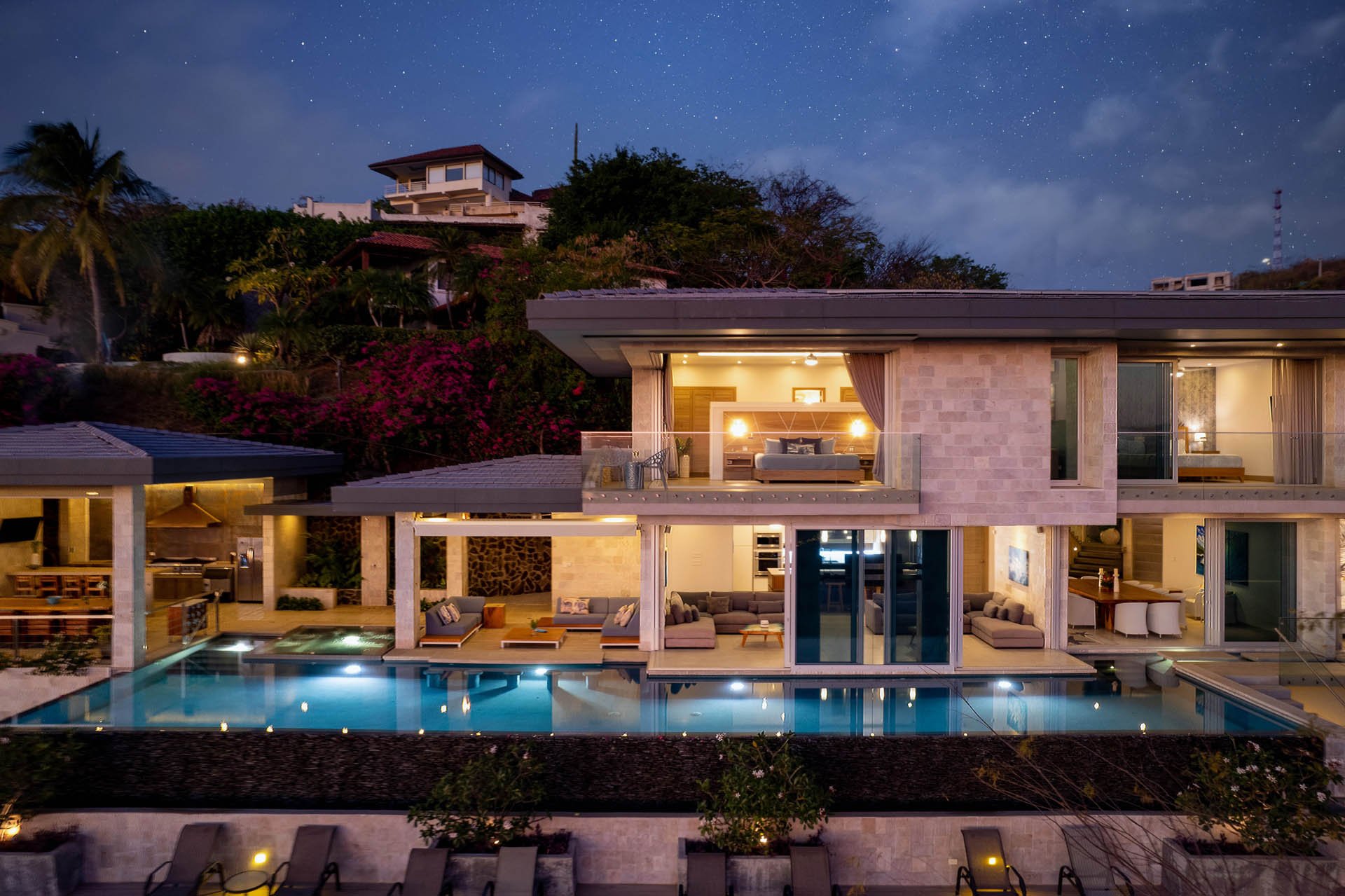 Property Image 2 - Oceanview Villa in Tamarindo - Infinity Pool, Heated Jacuzzi, Breakfast included and Private Boat