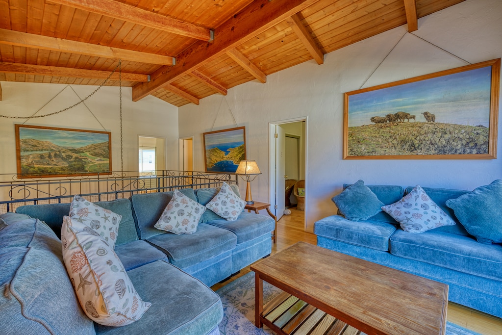 302CL - upstairs living room art