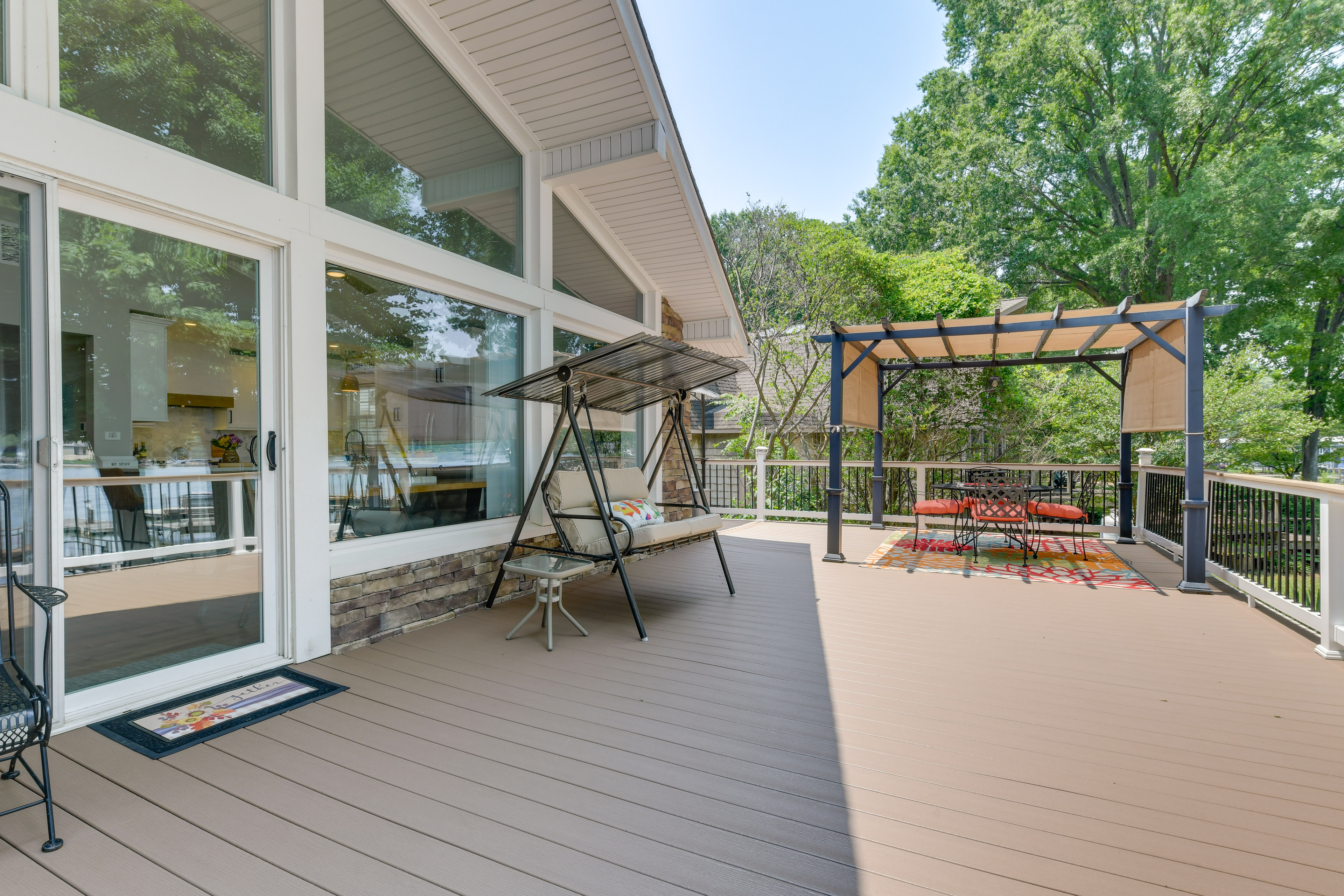 'Commodore Bay’ Waterfront Home on Lake Norman!