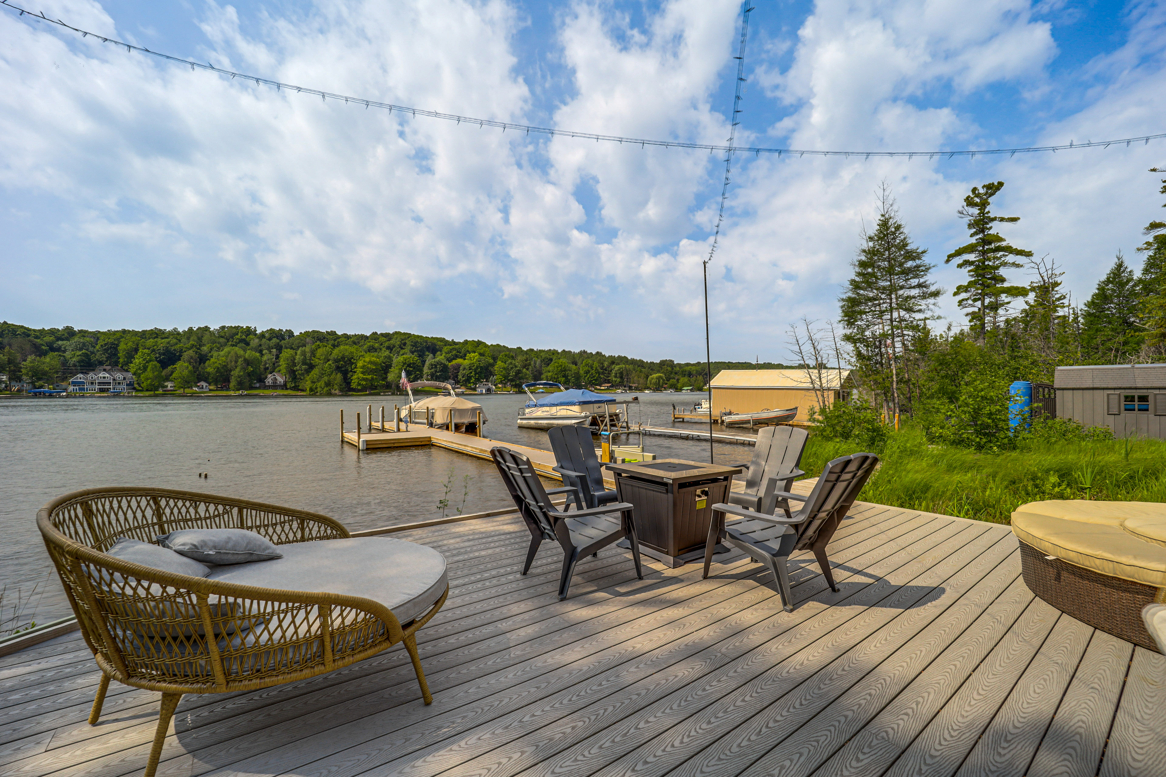 Property Image 2 - Clam Lake Vacation Rental w/ Deck & Shared Dock!