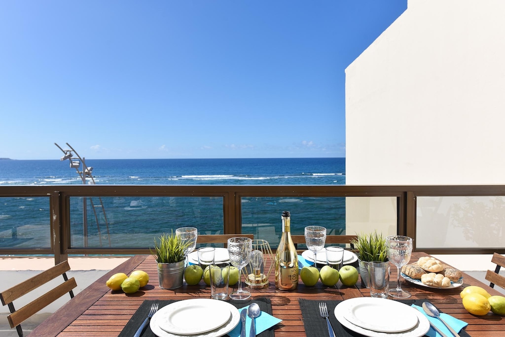 Dining: Outdoor dining