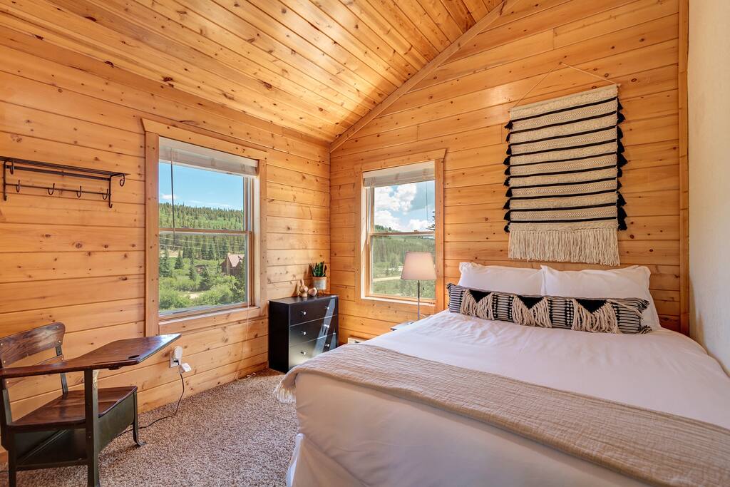 Upstairs First Guest Room w/ Queen bed and plush bedding