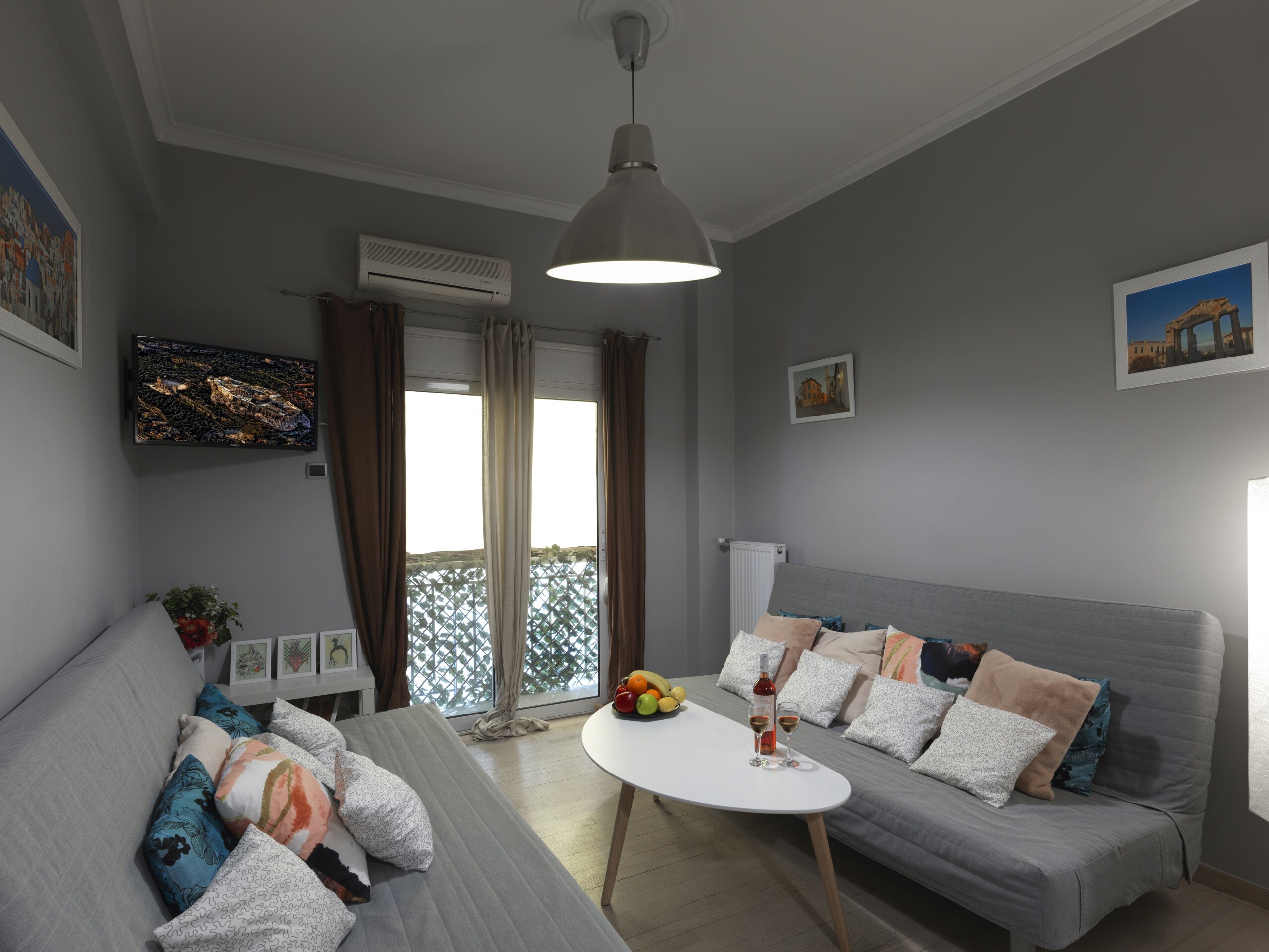 Property Image 1 - Comfortable apartment opposite Acropolis Museum