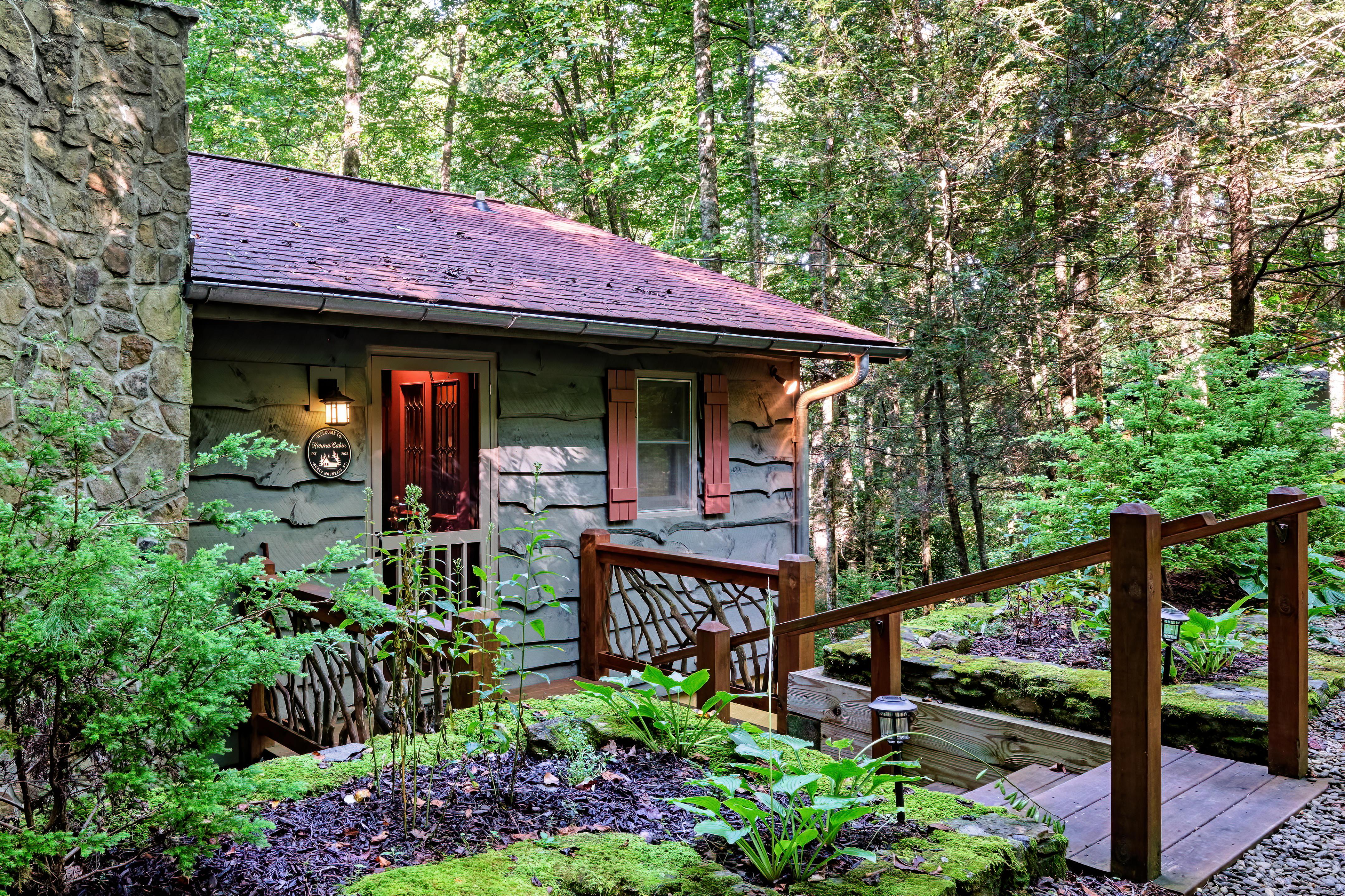 Property Image 2 - Karma Cabin