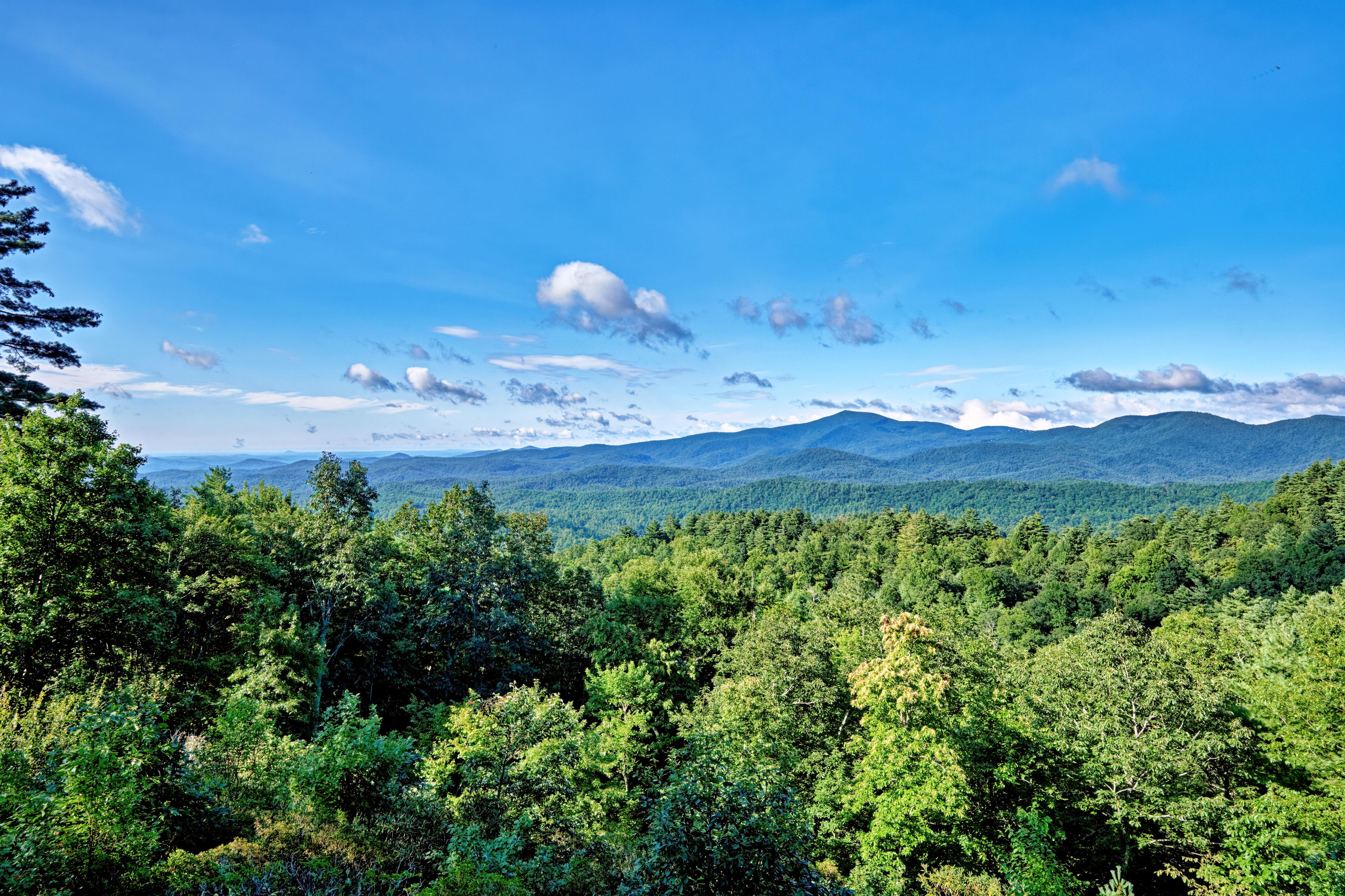 Property Image 1 - Peaceful Panorama Mountain View