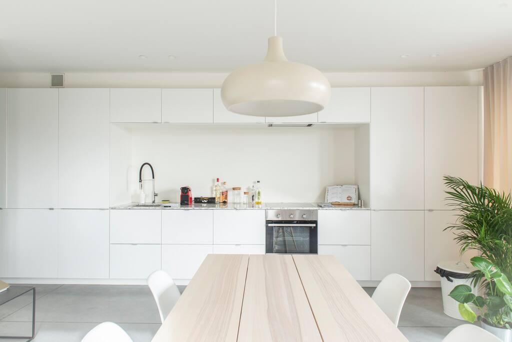Property Image 2 - Tranquil Urban Escape: 2-BDR Retreat in Ghent