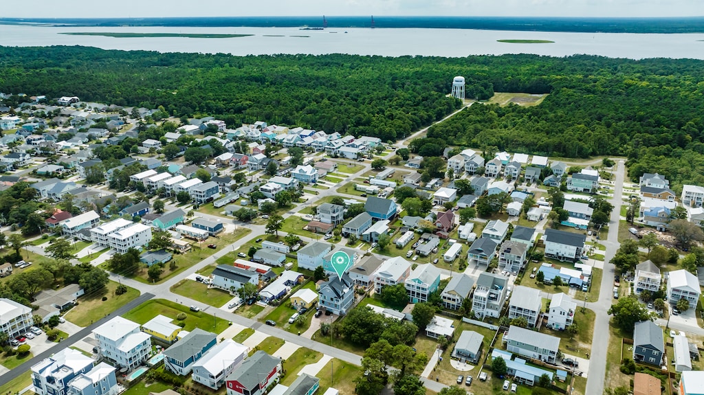 The intracoastal waterway is beautiful