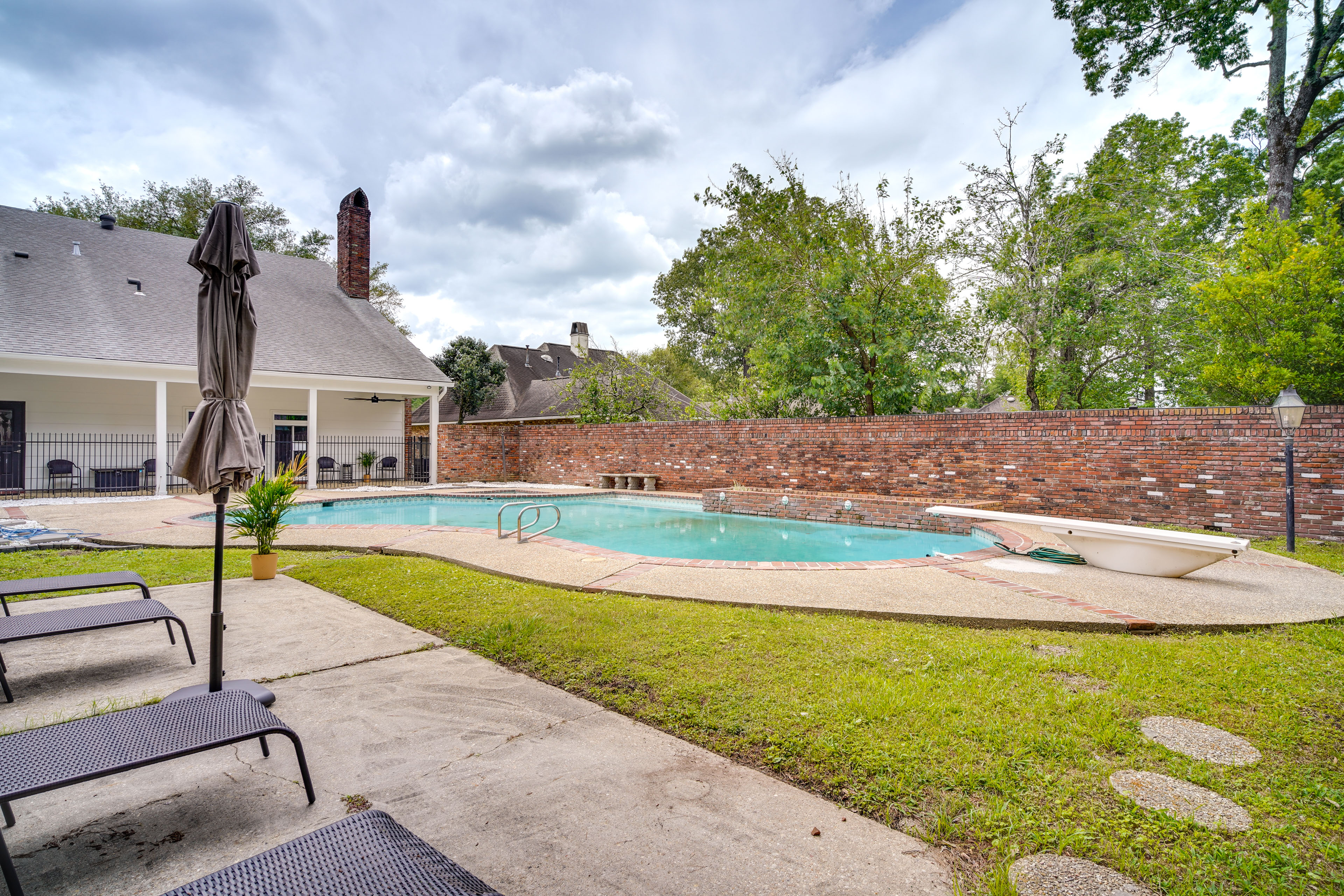 Property Image 1 - Stunning Baton Rouge Home Rental w/ Private Pool!