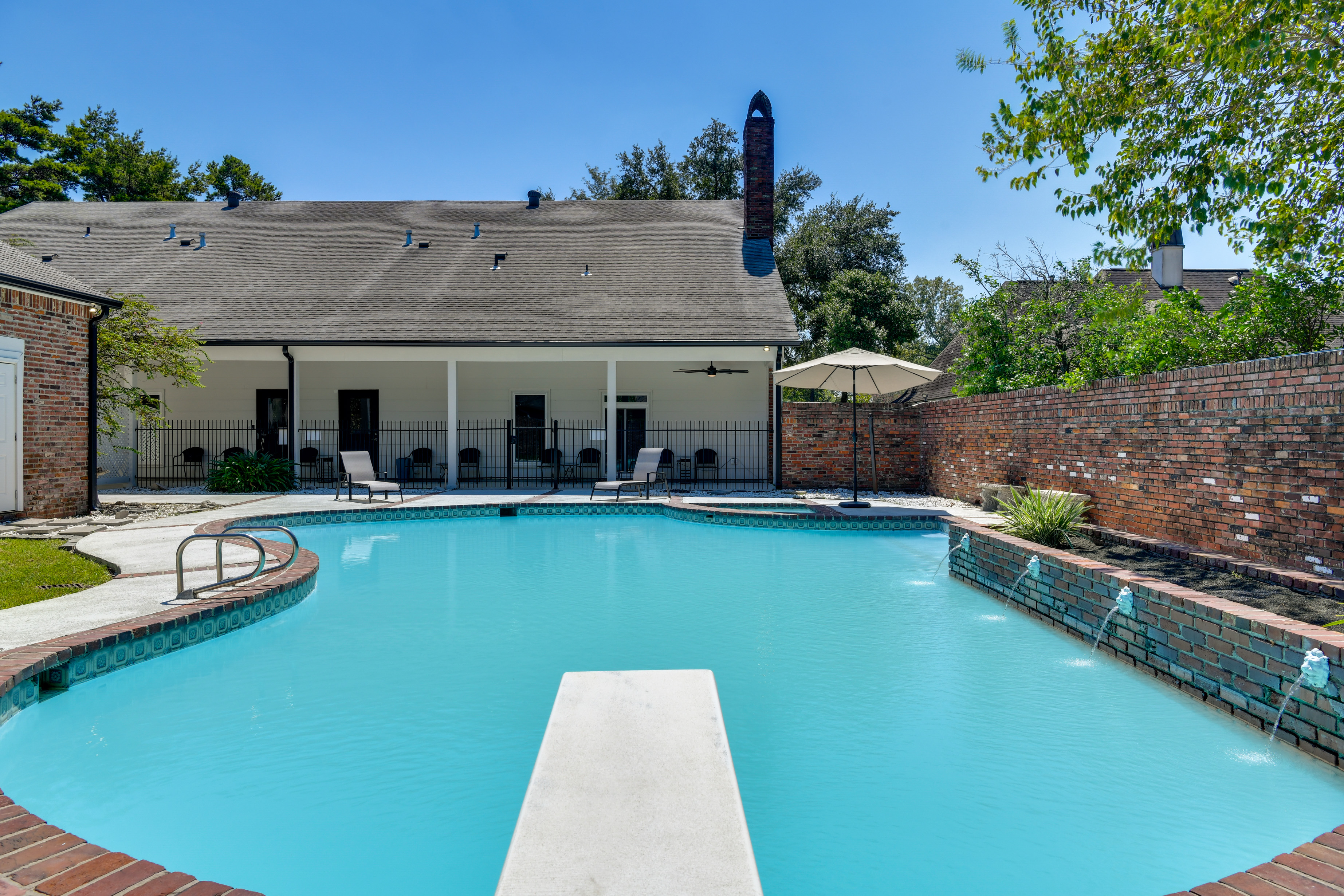 Property Image 1 - Stunning Baton Rouge Home w/ Pool: Near LSU!
