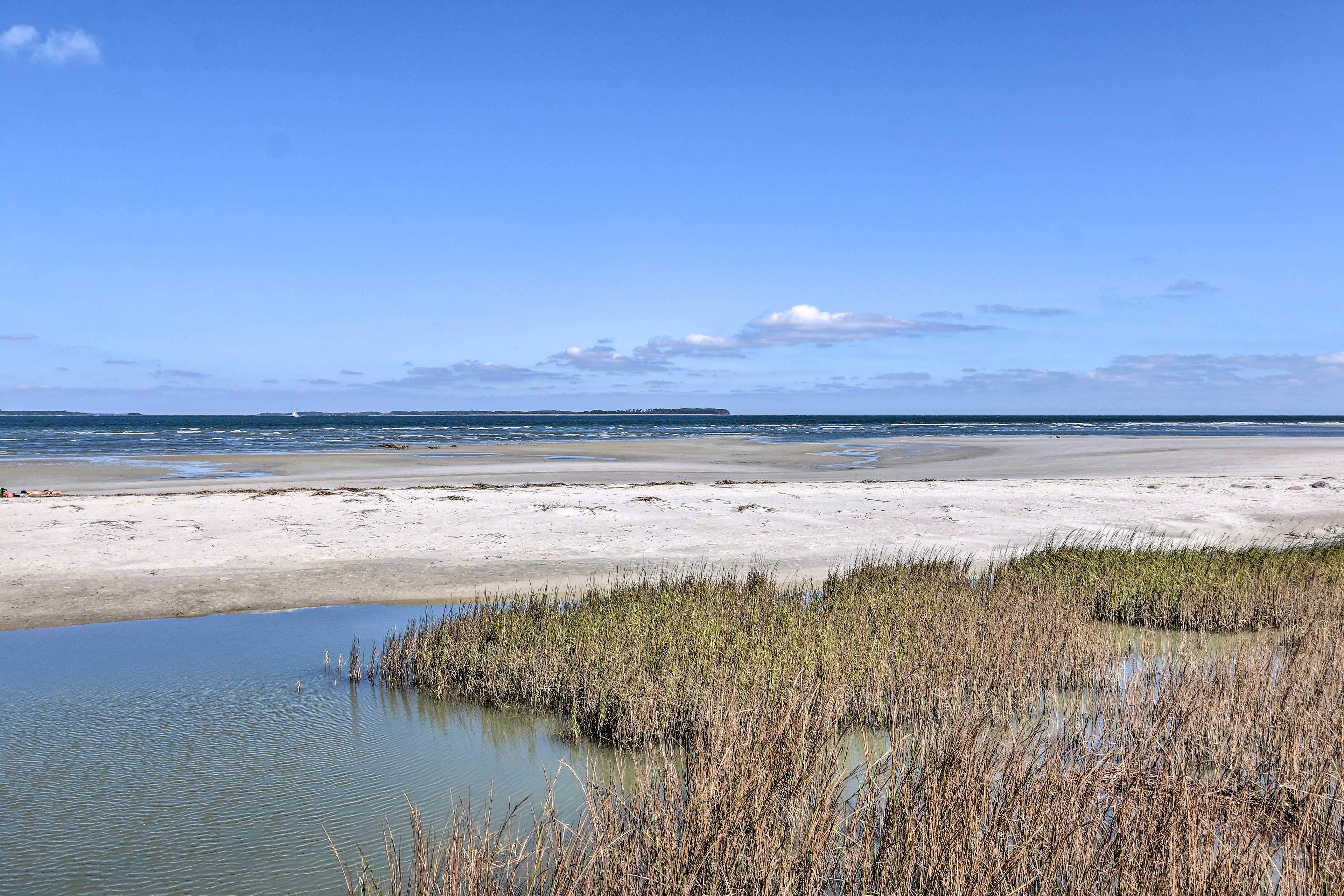 Property Image 2 - Hilton Head Island Condo - Beach & Pool On-Site!