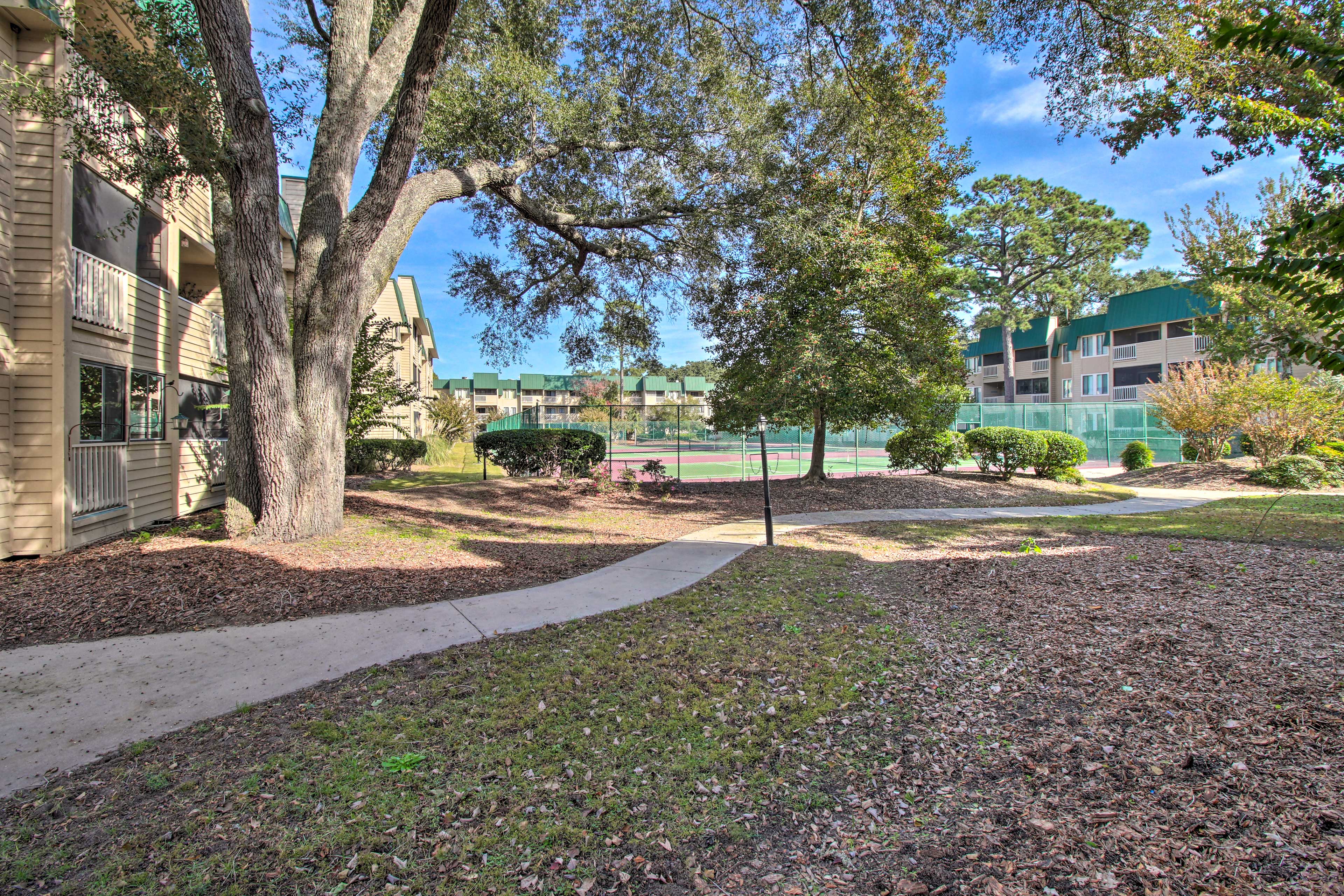 Property Image 2 - Hilton Head Island Condo - Beach & Pool On-Site!