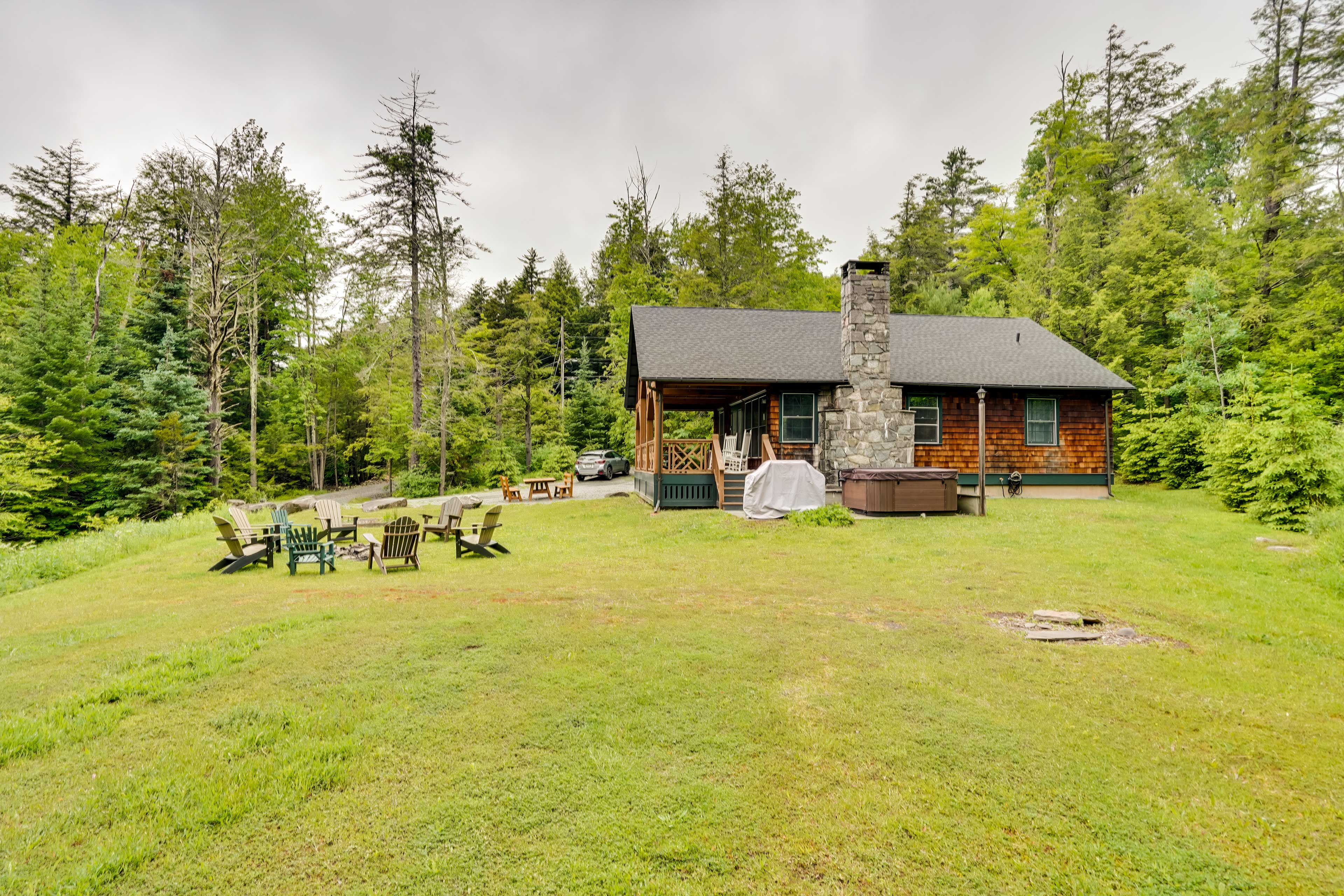 Property Image 1 - Secluded Elka Park Cabin: Hot Tub & Fire Pit!