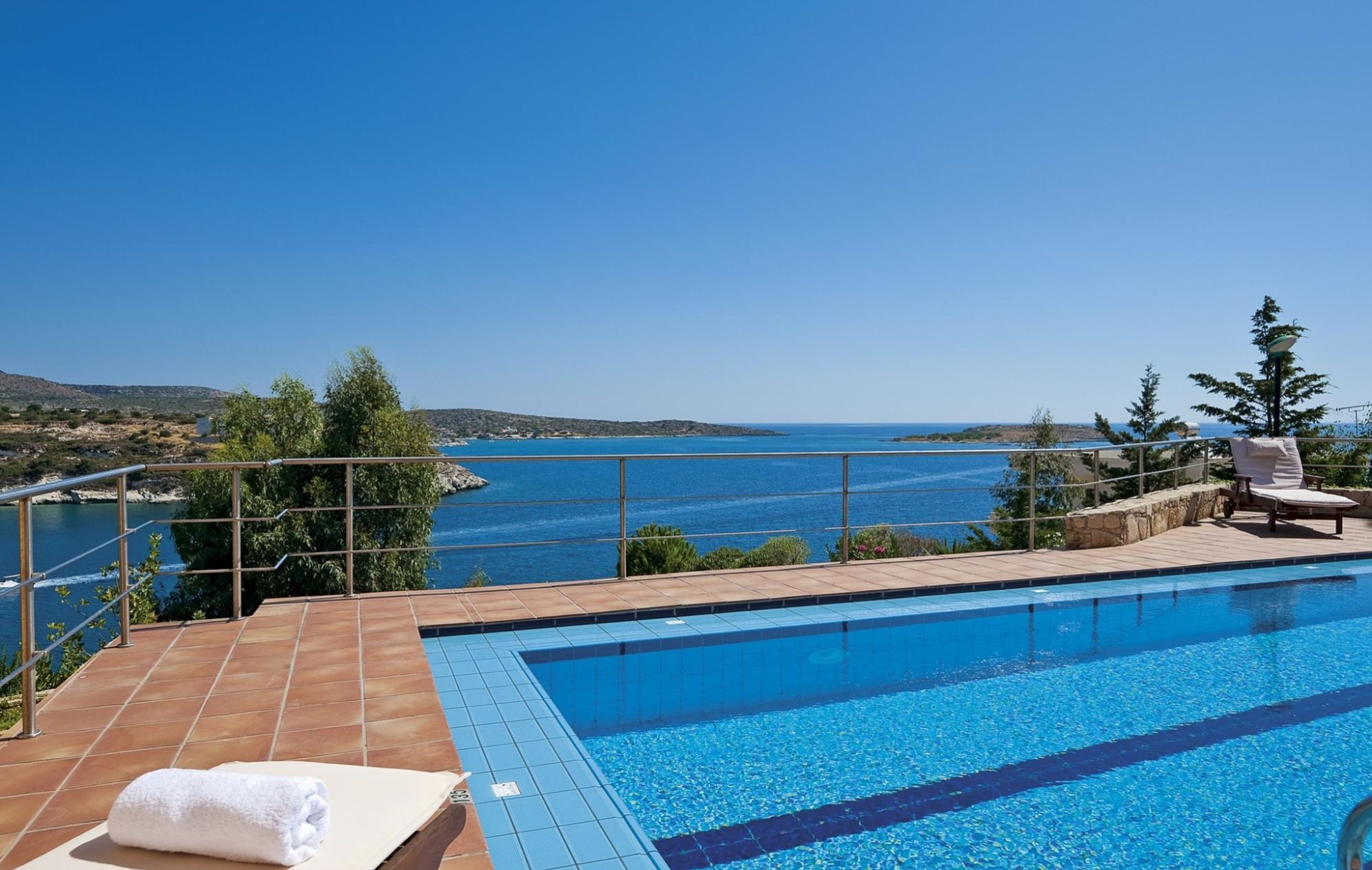 Property Image 2 - Chloe Seafront Villa