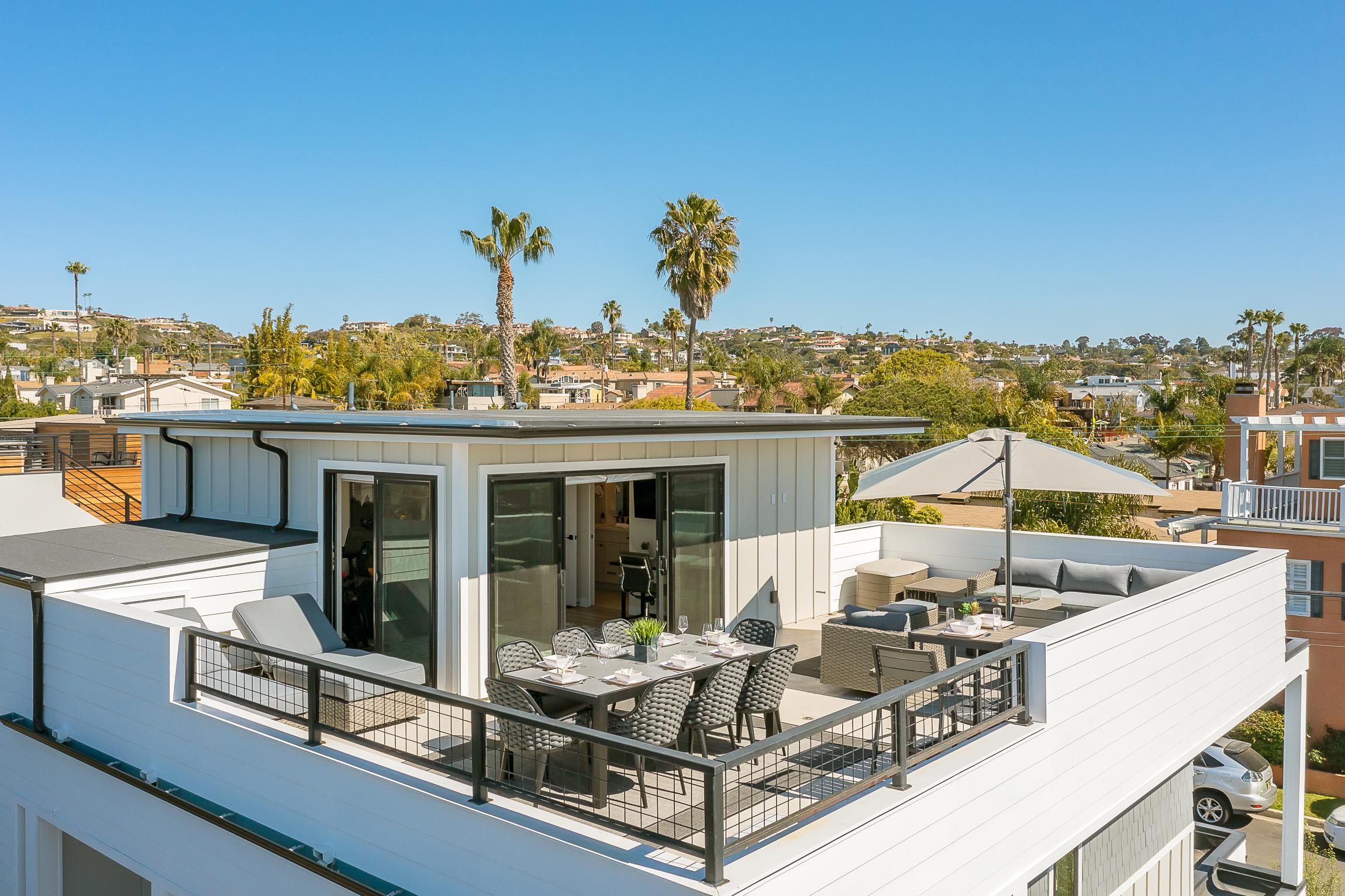 Property Image 1 - Rooftop Views