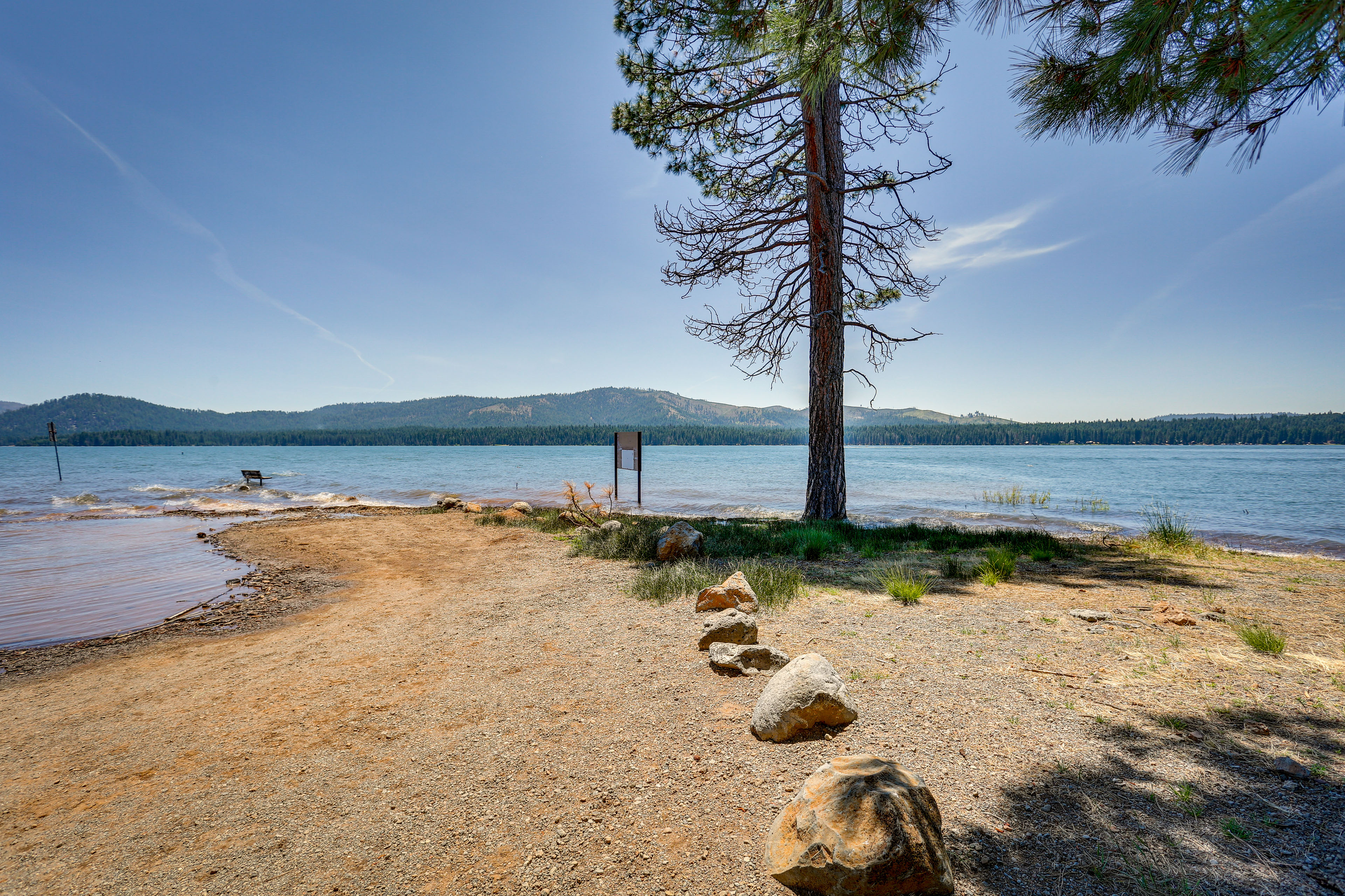 Property Image 1 - Lake Almanor Cabin w/ Deck & Beach Access